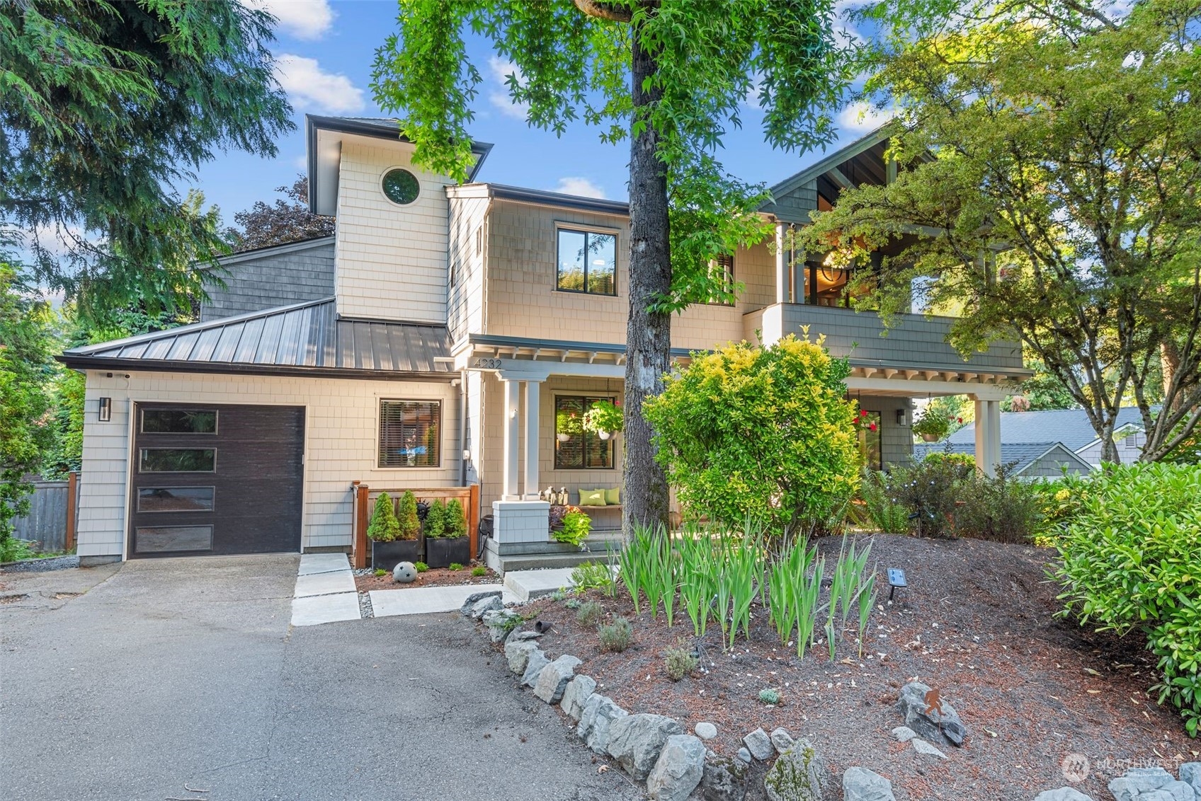 4232 NE 88th Street