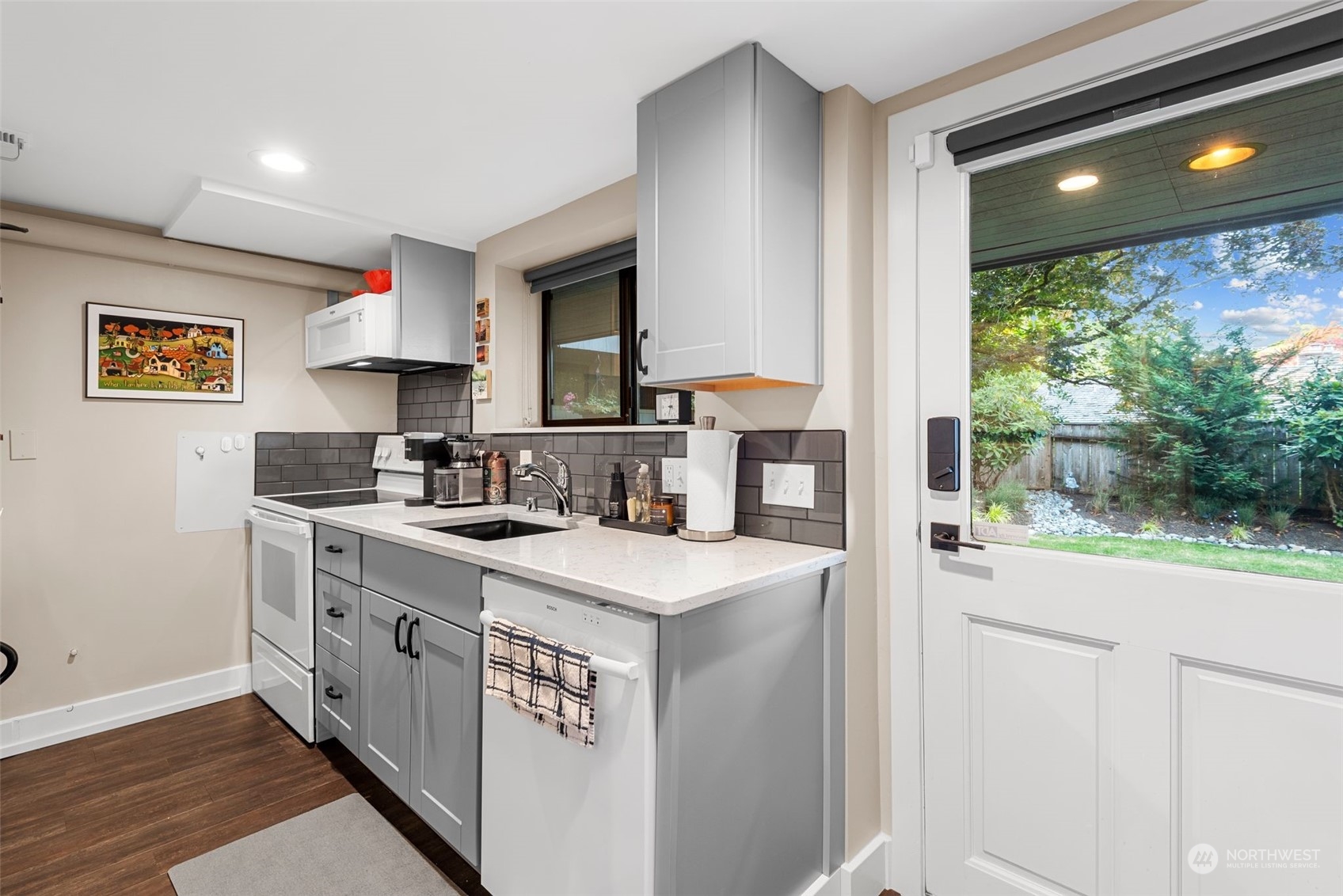 4232 NE 88th Street