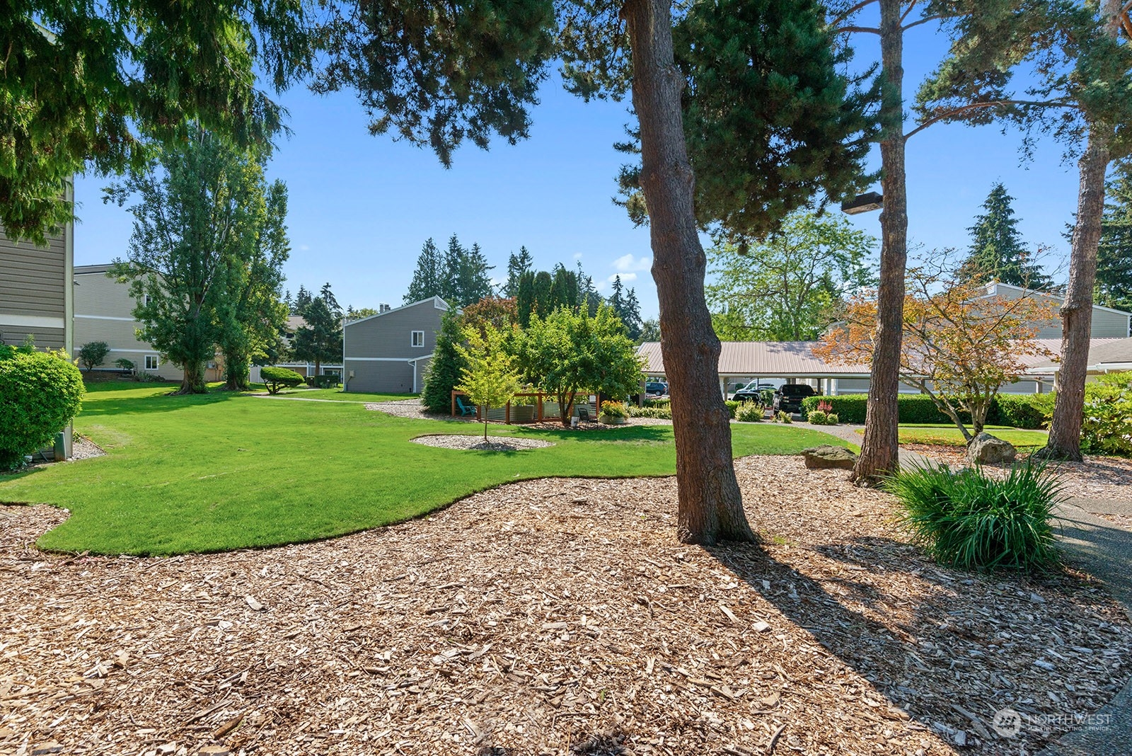 12423 NE 131st Court Unit: E-205