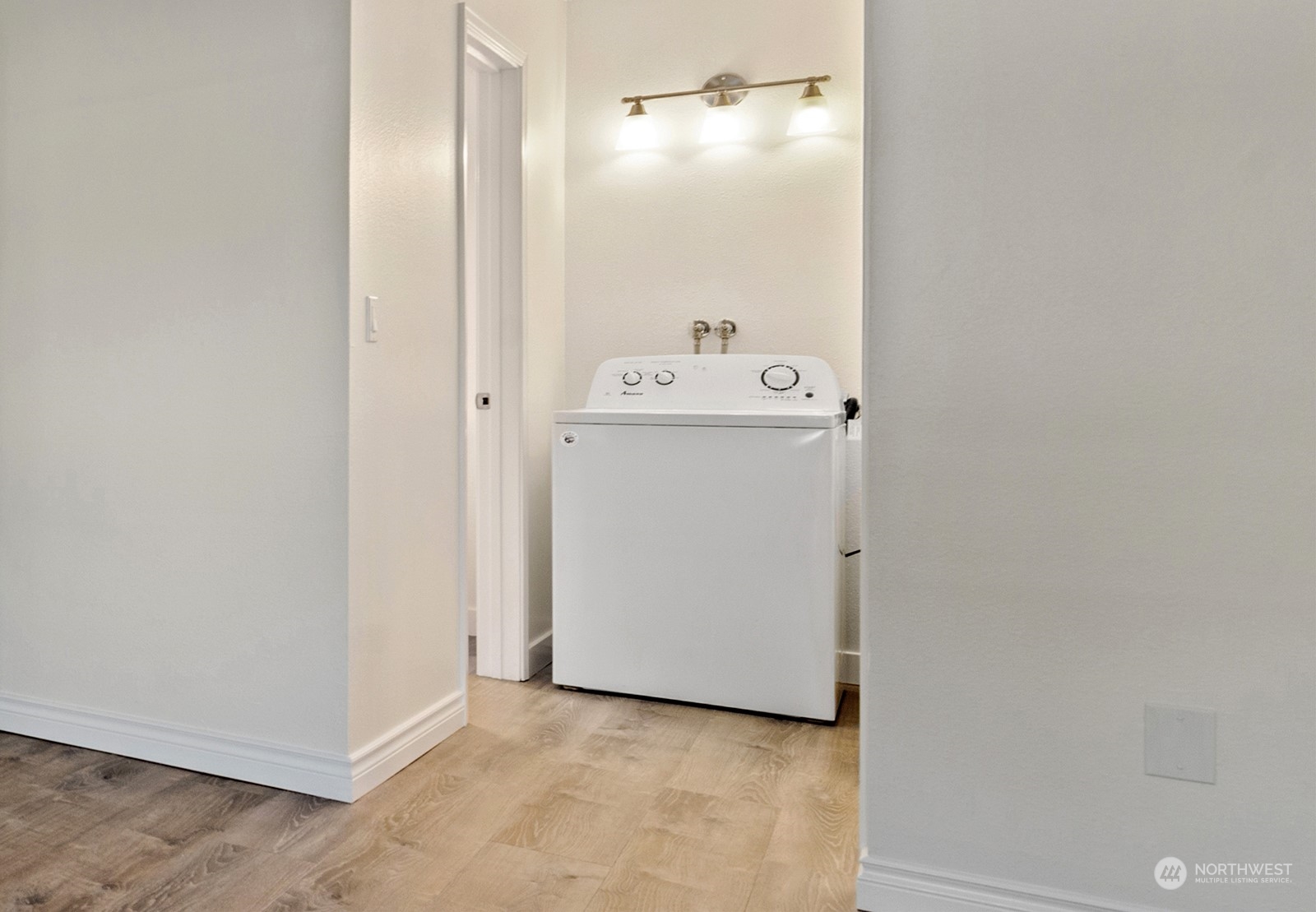 12423 NE 131st Court Unit: E-205