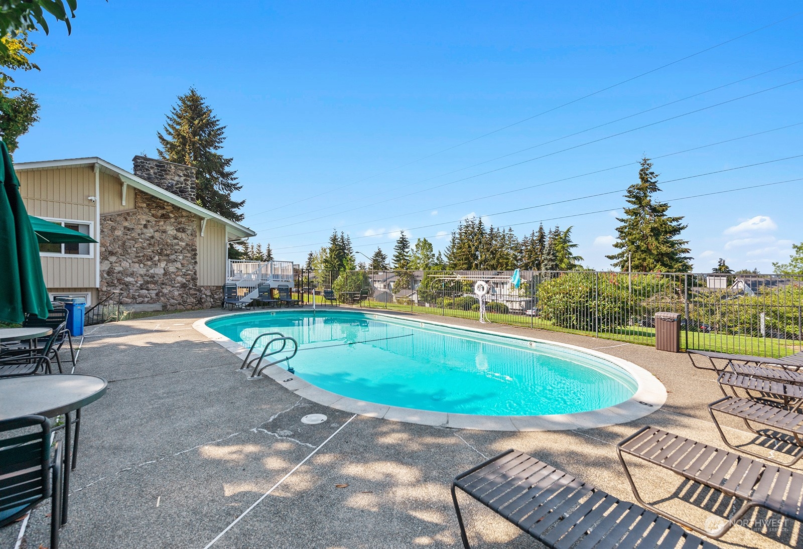 12423 NE 131st Court Unit: E-205