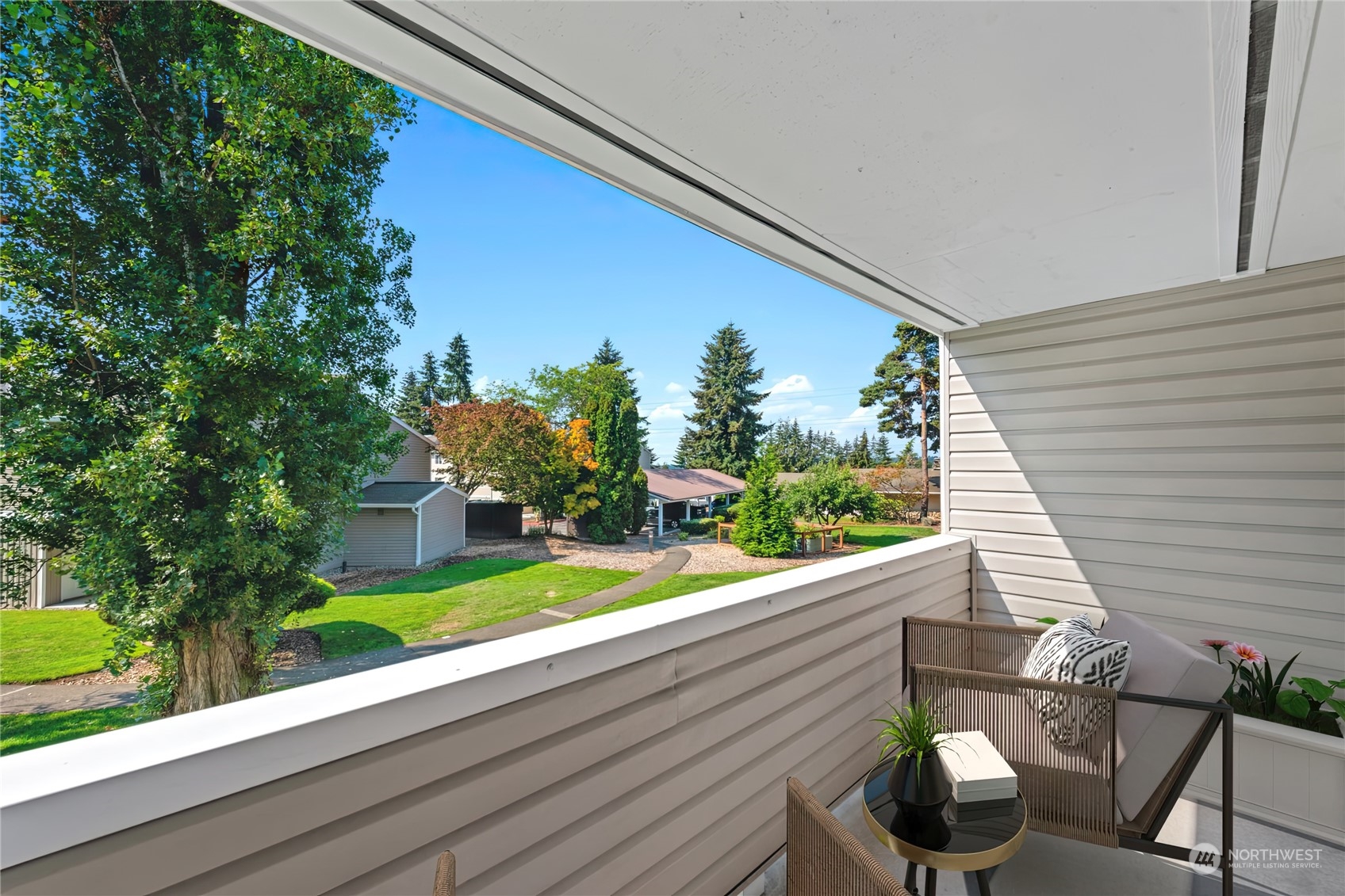12423 NE 131st Court Unit: E-205