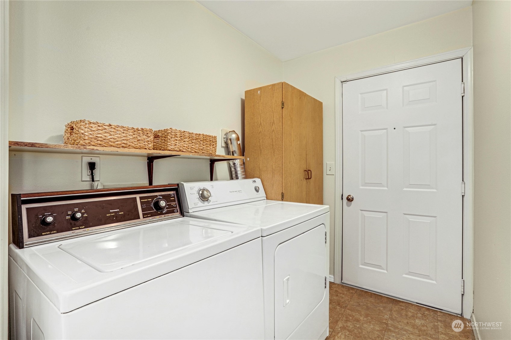 16219 Northup Way Unit: C102