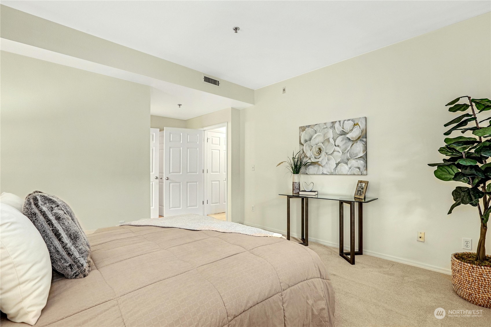 16219 Northup Way Unit: C102