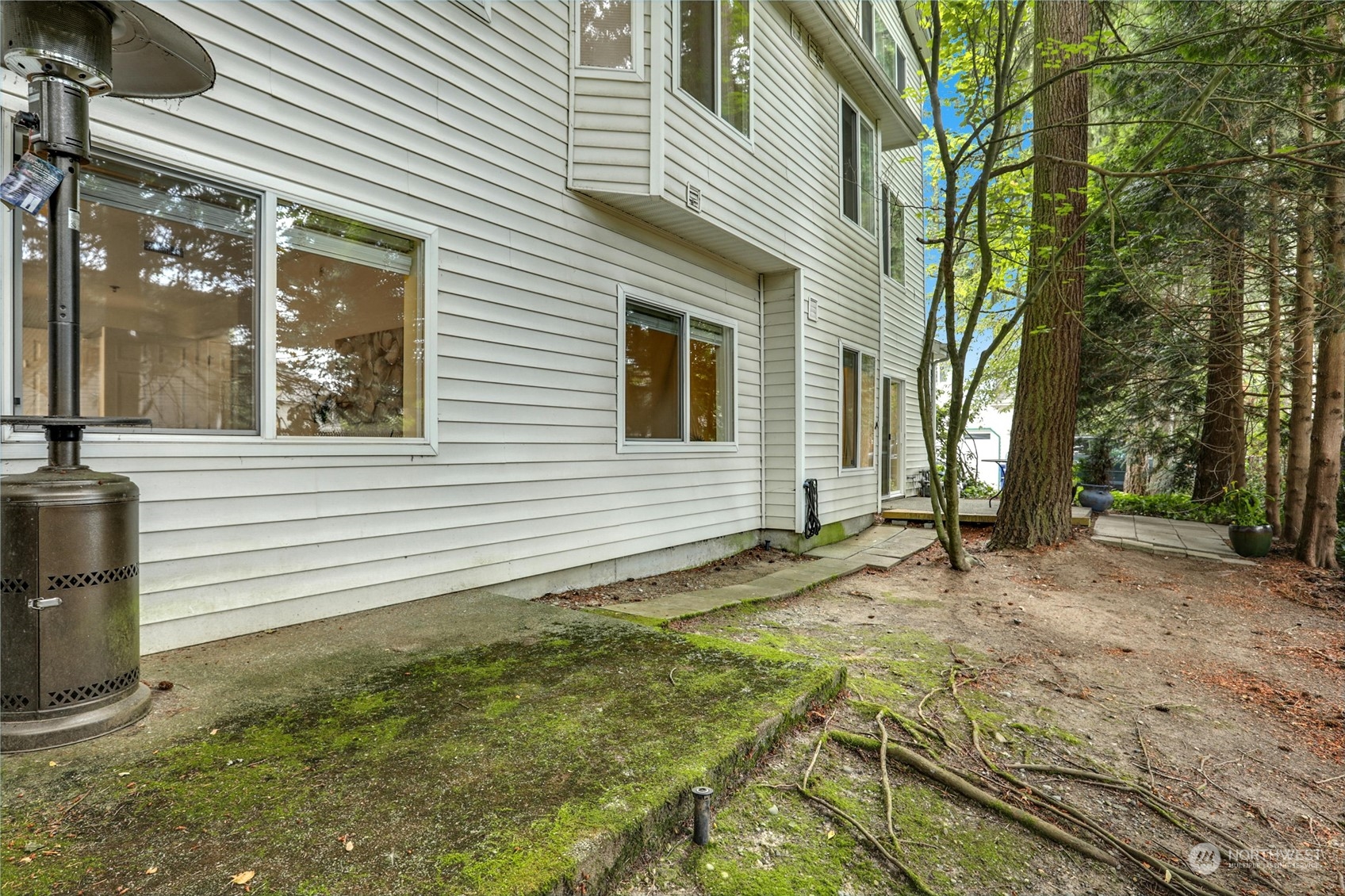 16219 Northup Way Unit: C102