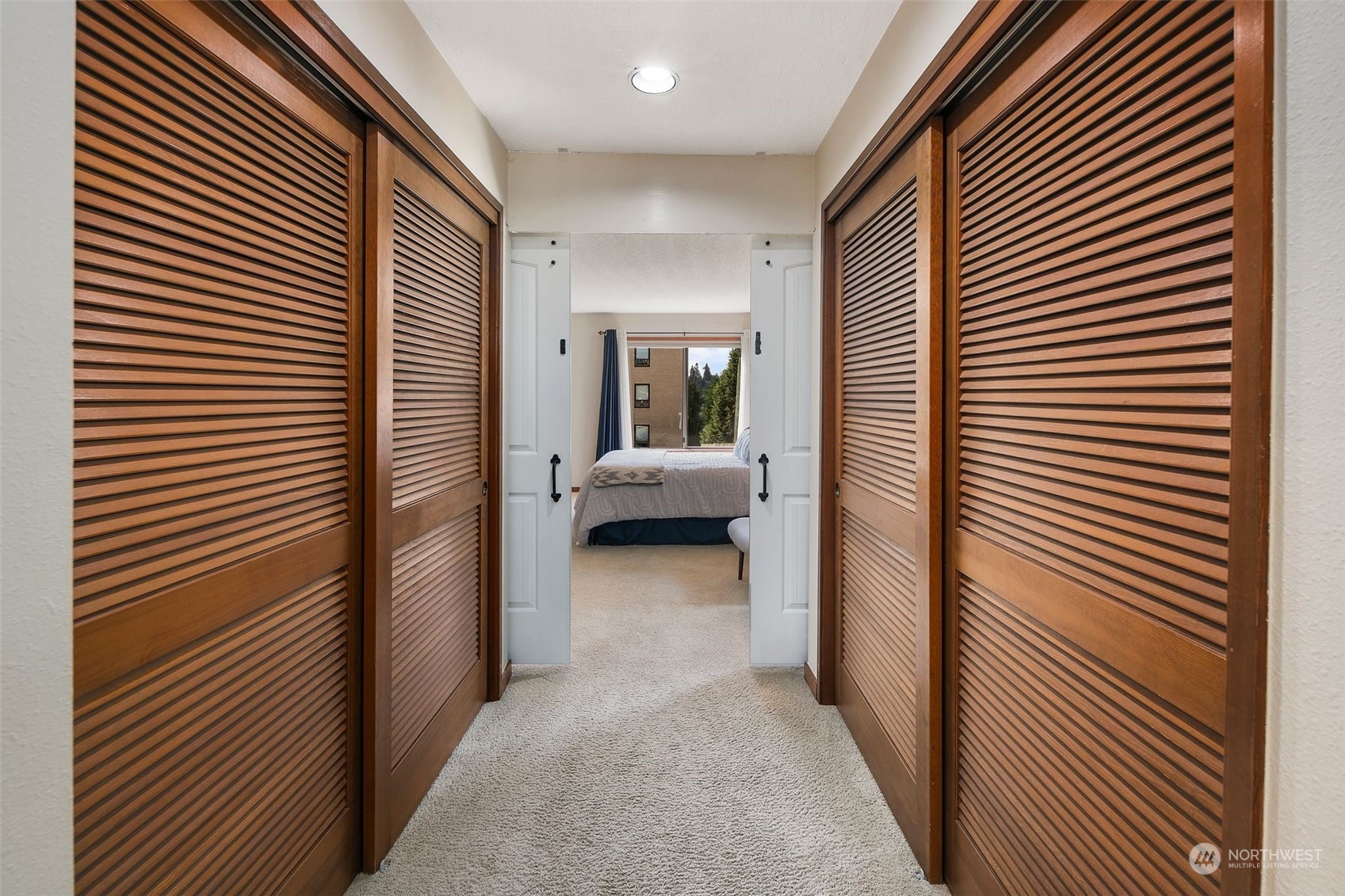 1070 5th Avenue S Unit: 207