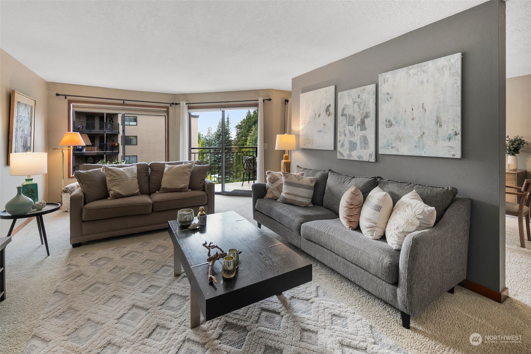 1070 5th Avenue S Unit: 207