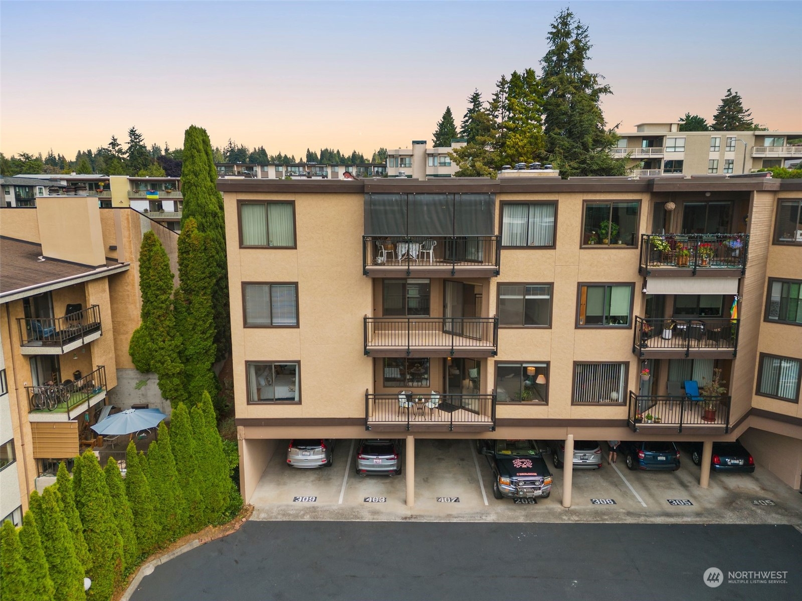 1070 5th Avenue S Unit: 207