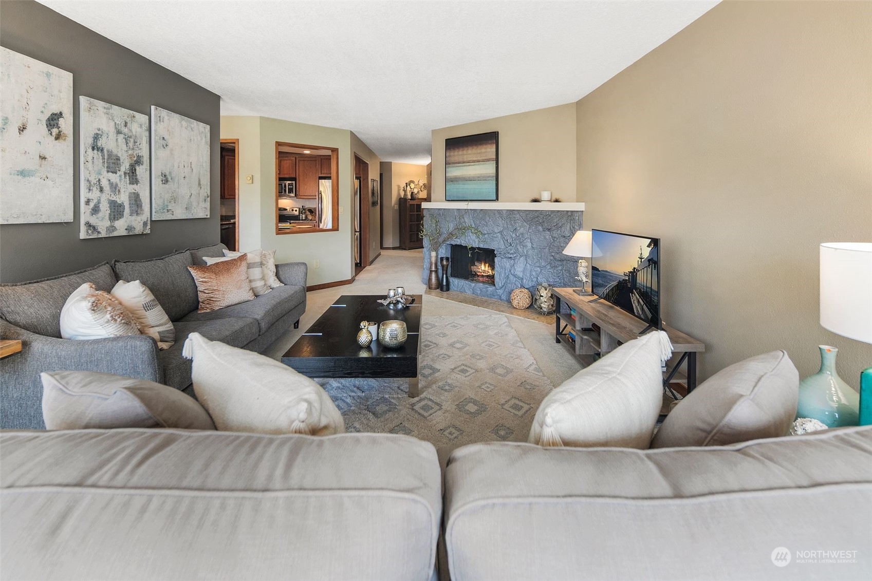 1070 5th Avenue S Unit: 207
