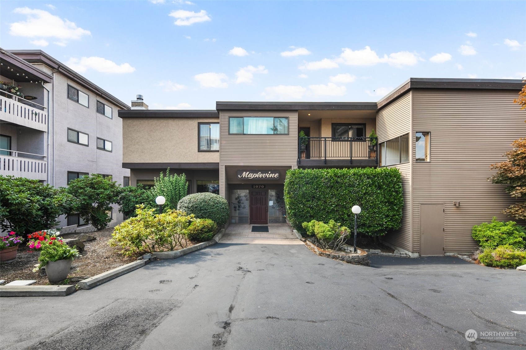 1070 5th Avenue S Unit: 207