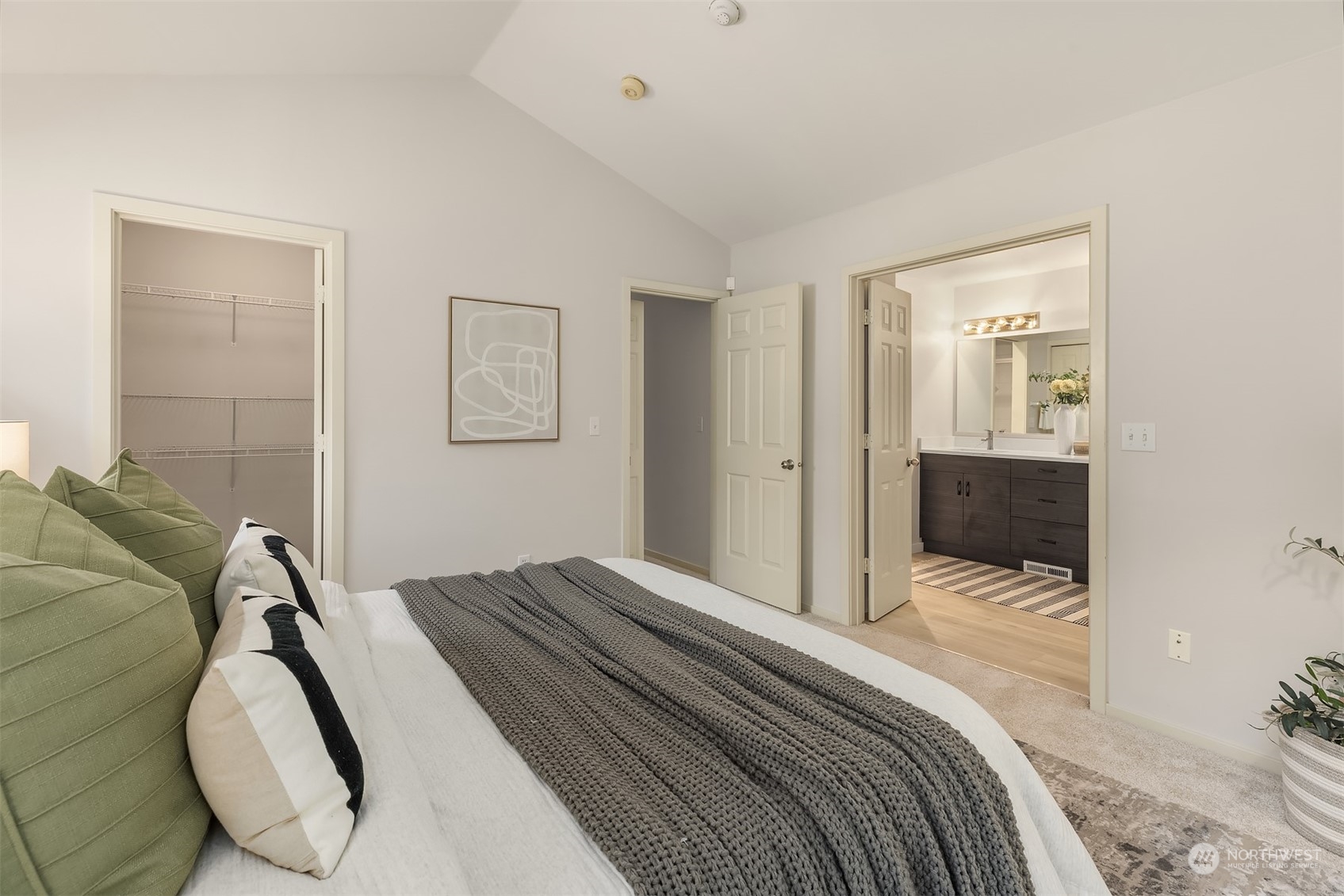 15823 NE 90th Way Unit: 804