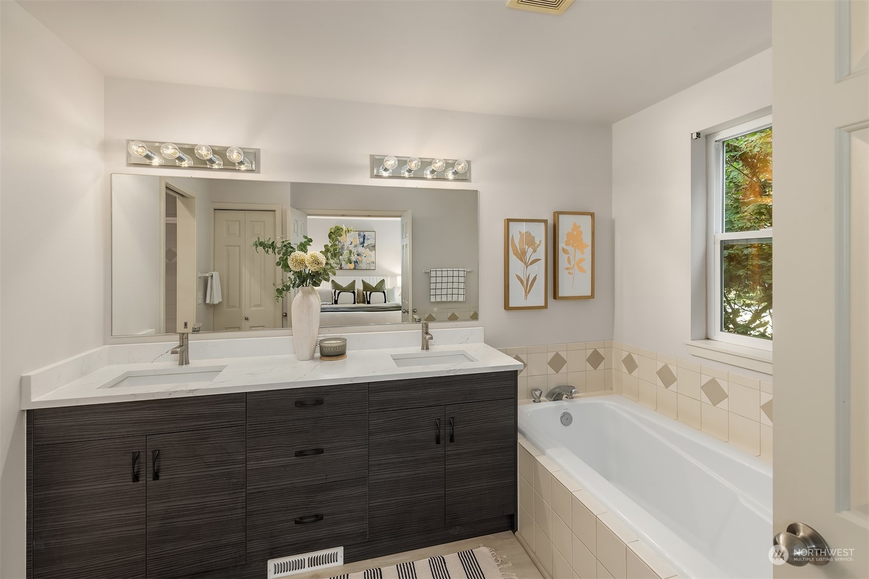 15823 NE 90th Way Unit: 804