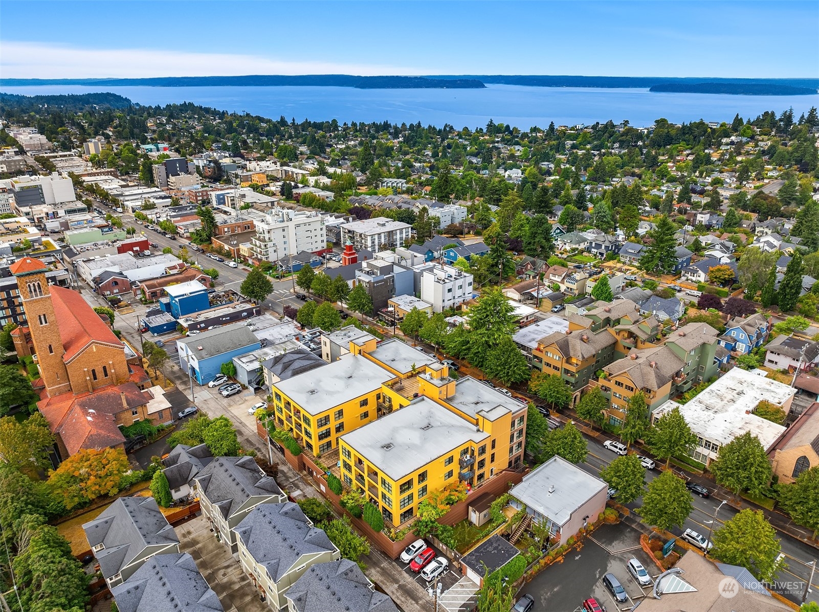 4116 California Avenue SW Unit: 201