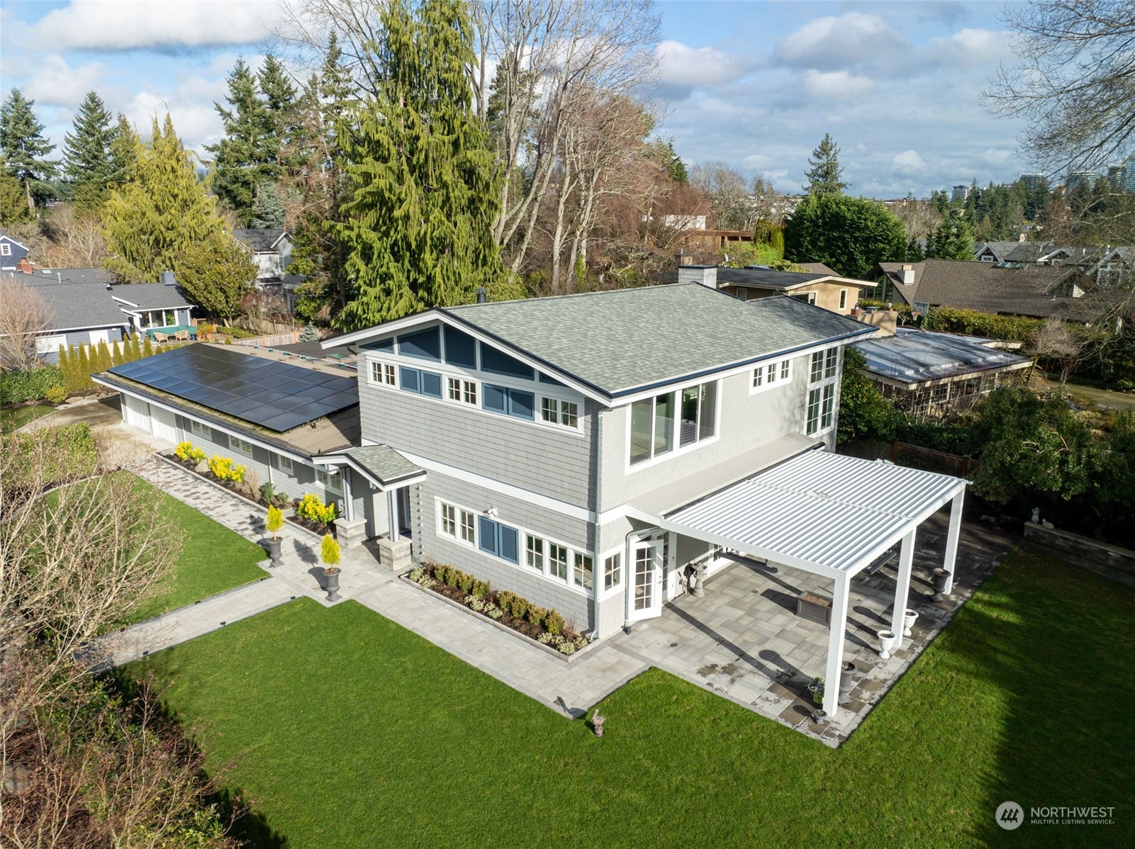 500 86th Avenue NE