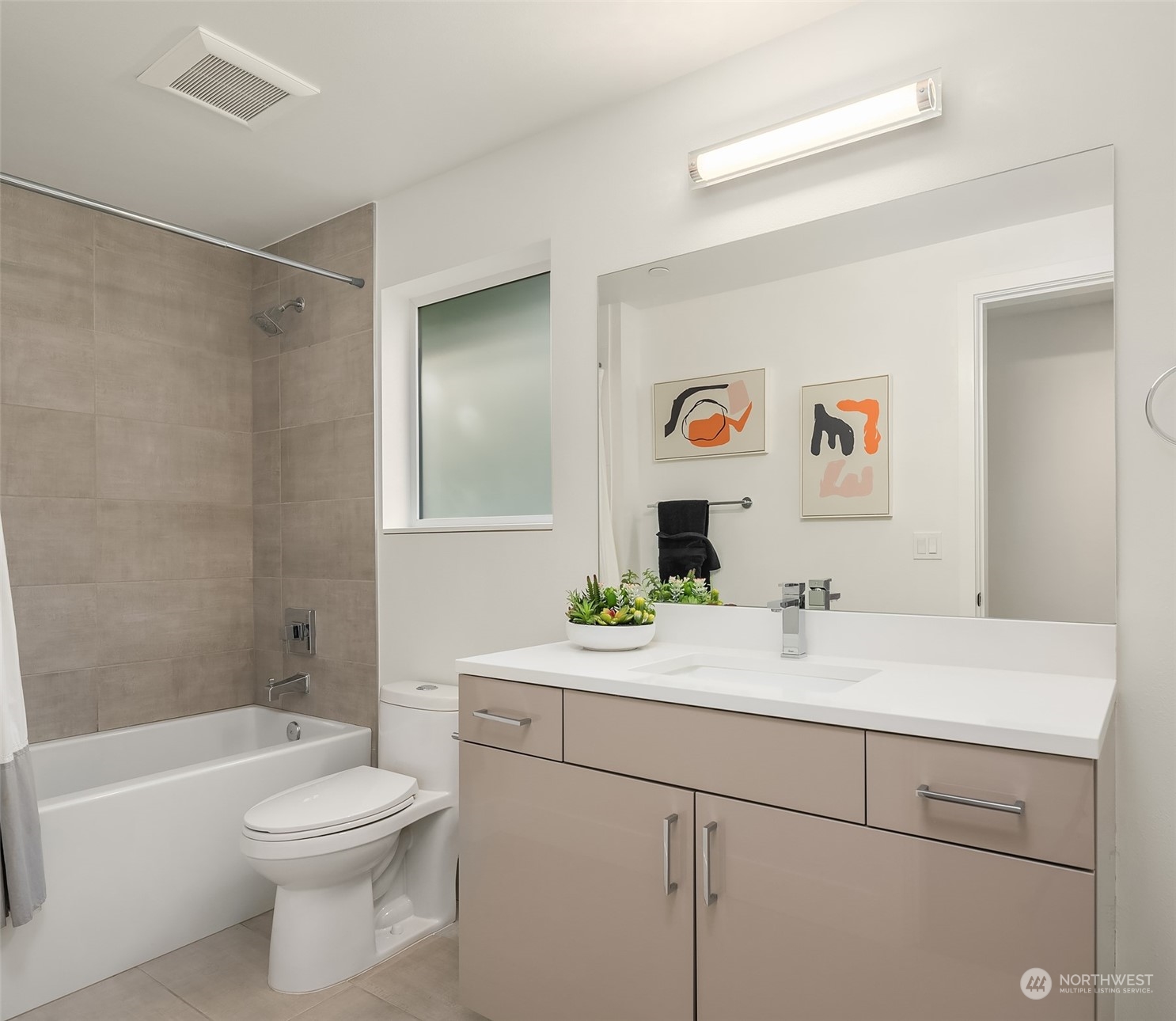 10123 NE 63rd Street Unit: B