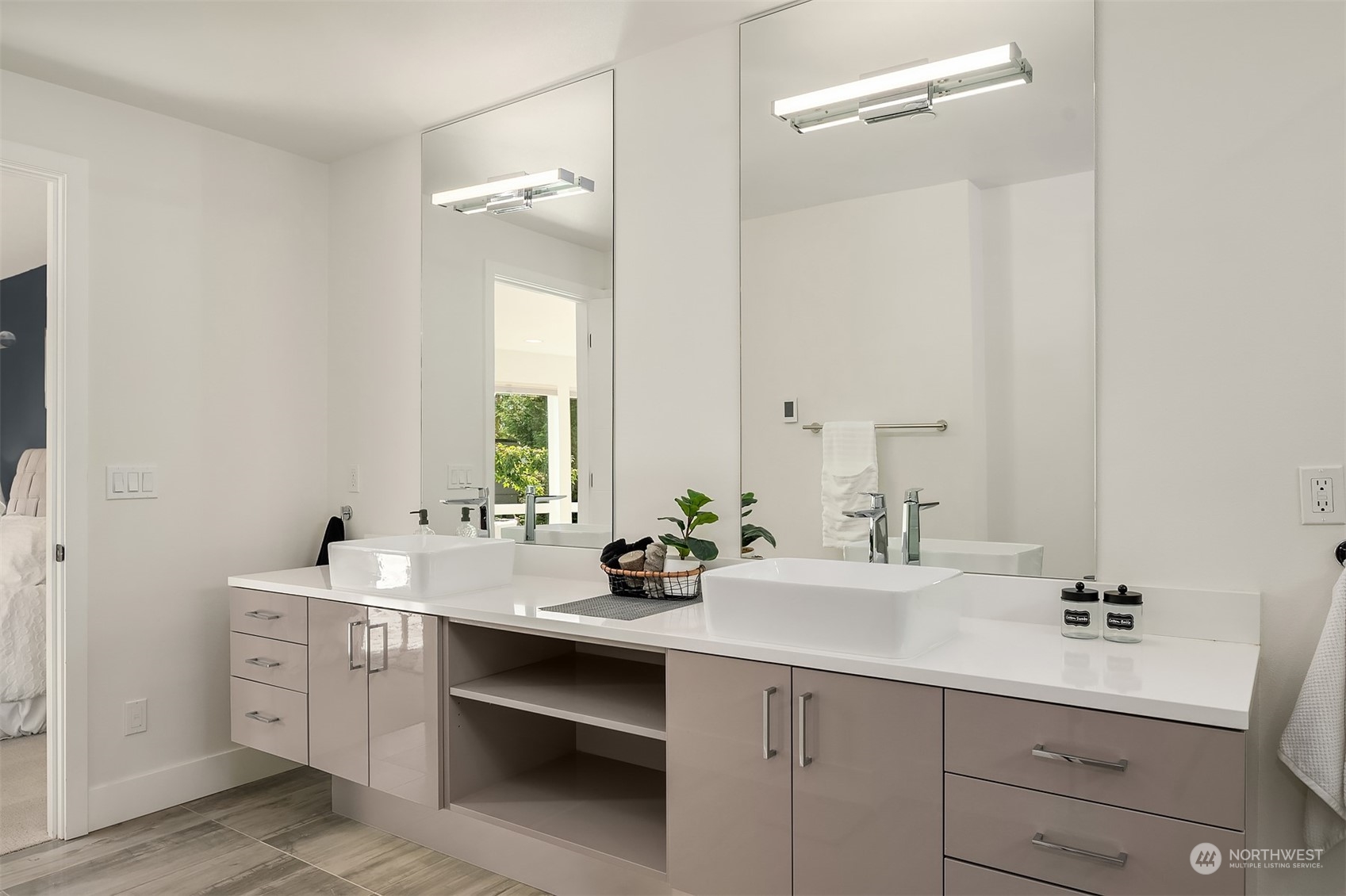 10123 NE 63rd Street Unit: B