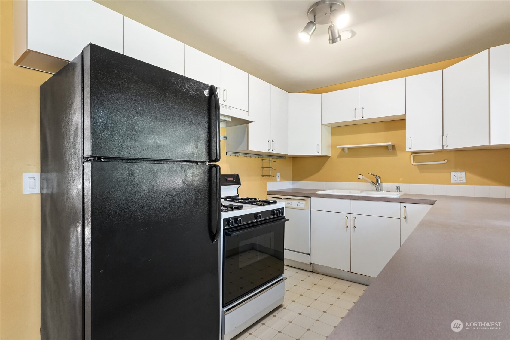 16672 NE 12th Street