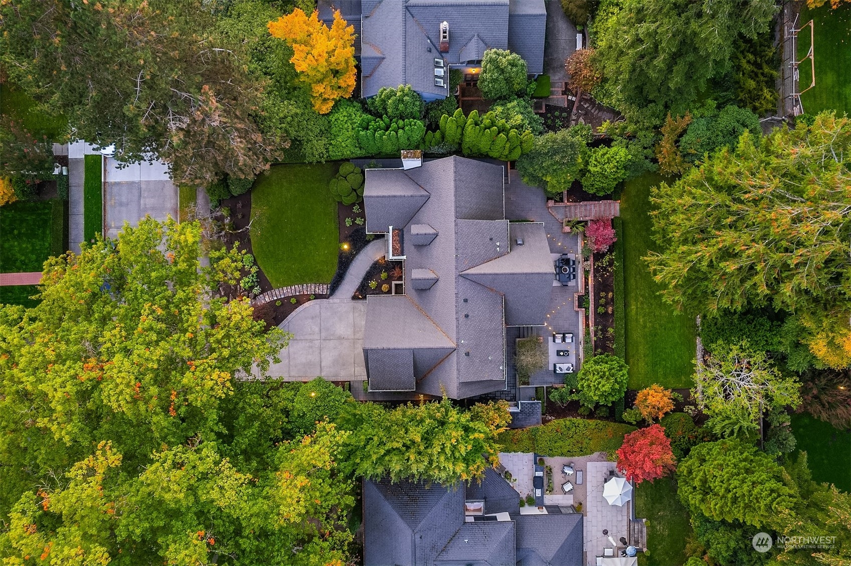 5544 NE Penrith Road