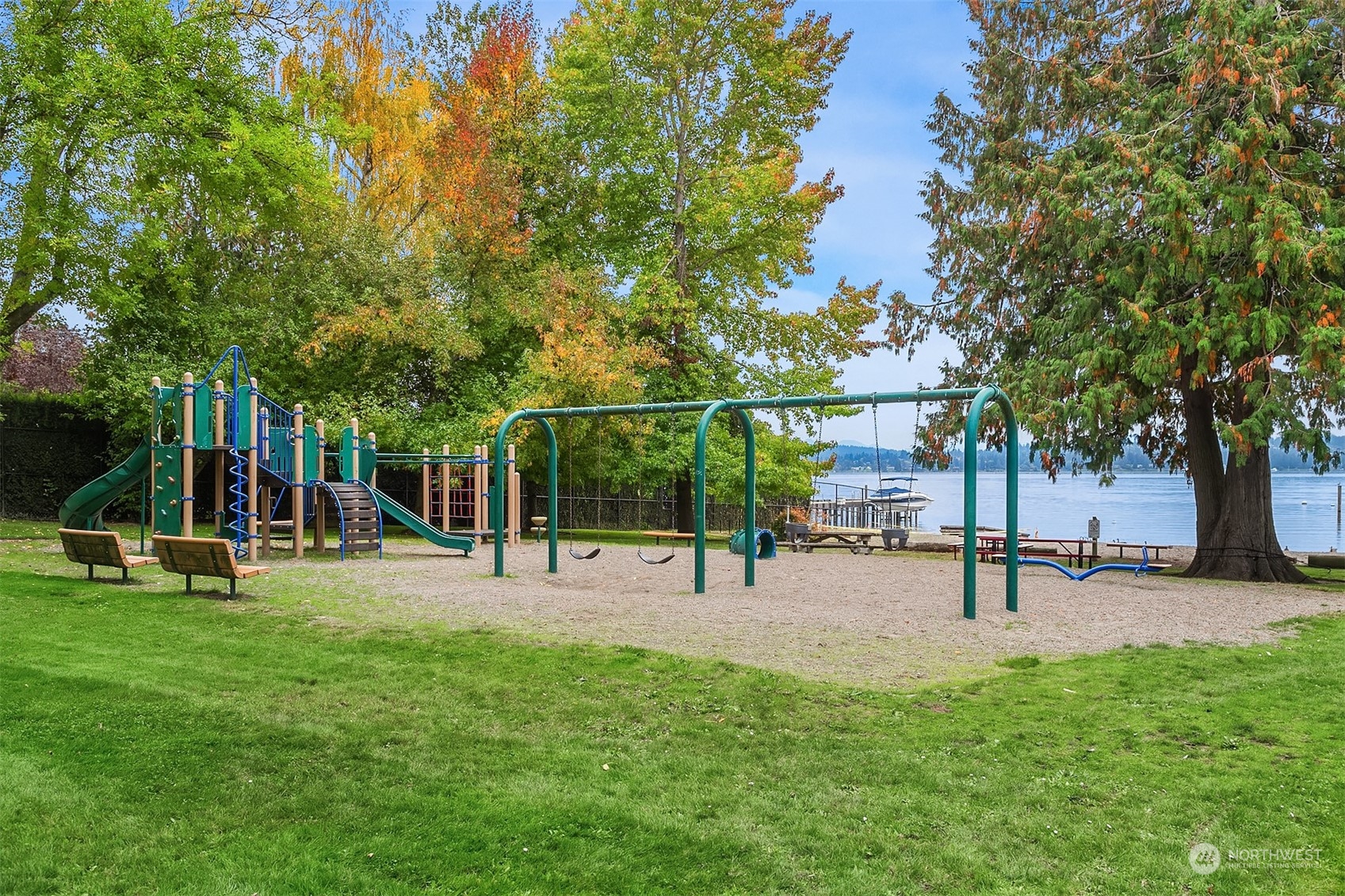 5544 NE Penrith Road