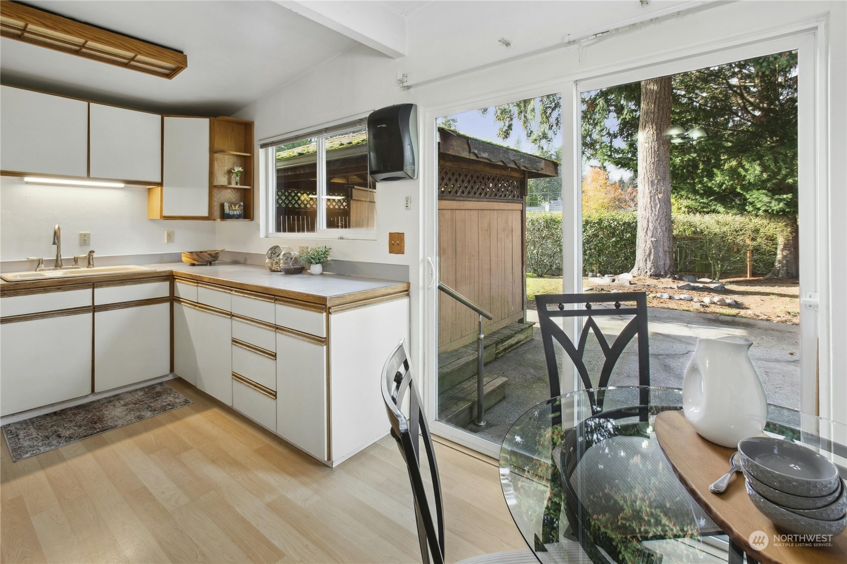 1215 170th Avenue NE