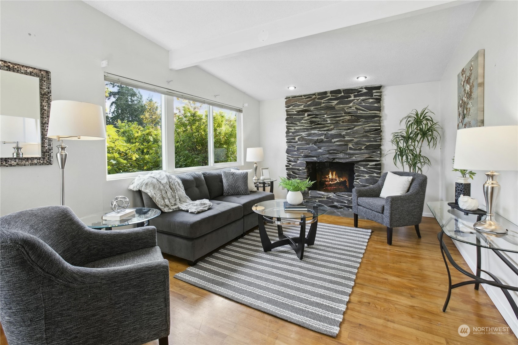 1215 170th Avenue NE