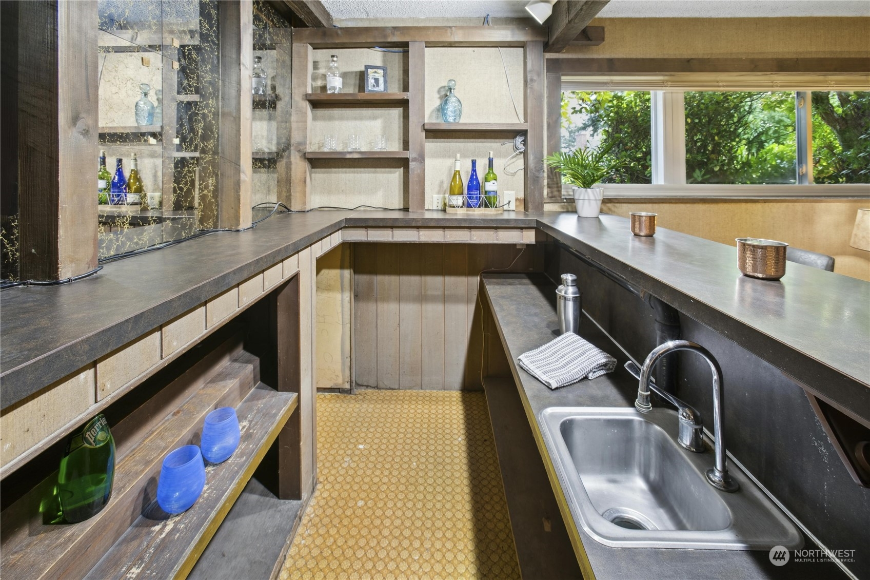 1215 170th Avenue NE