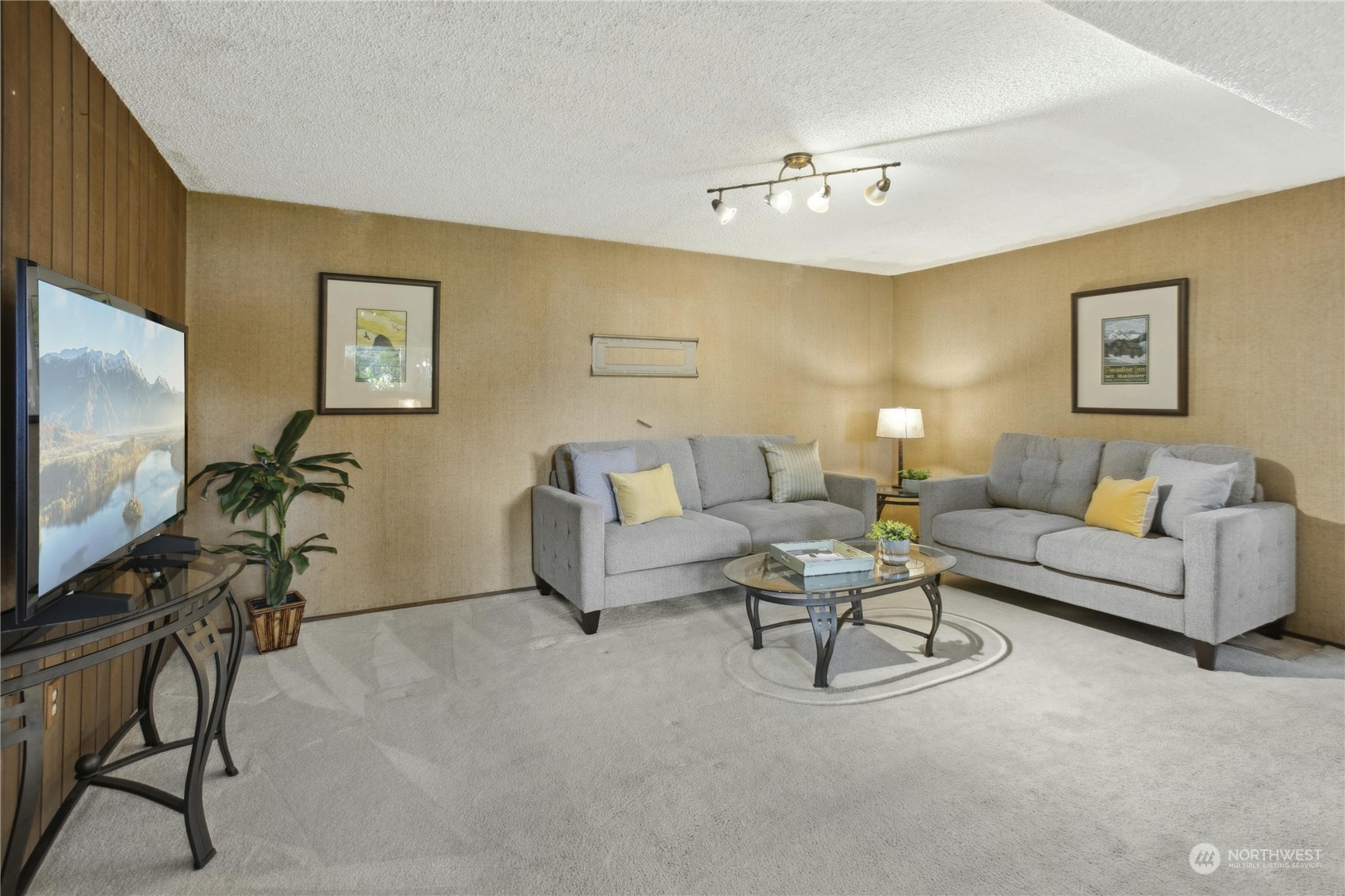 1215 170th Avenue NE