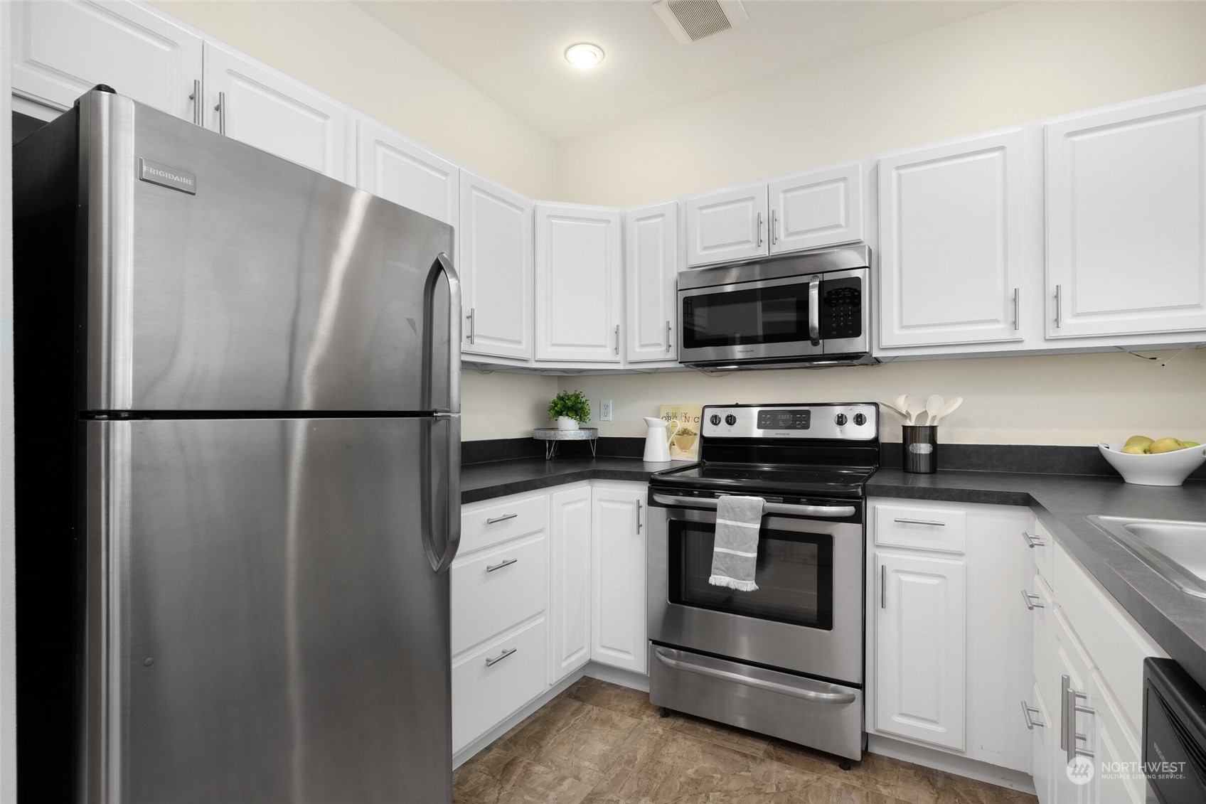 2415 2nd Avenue Unit: 331