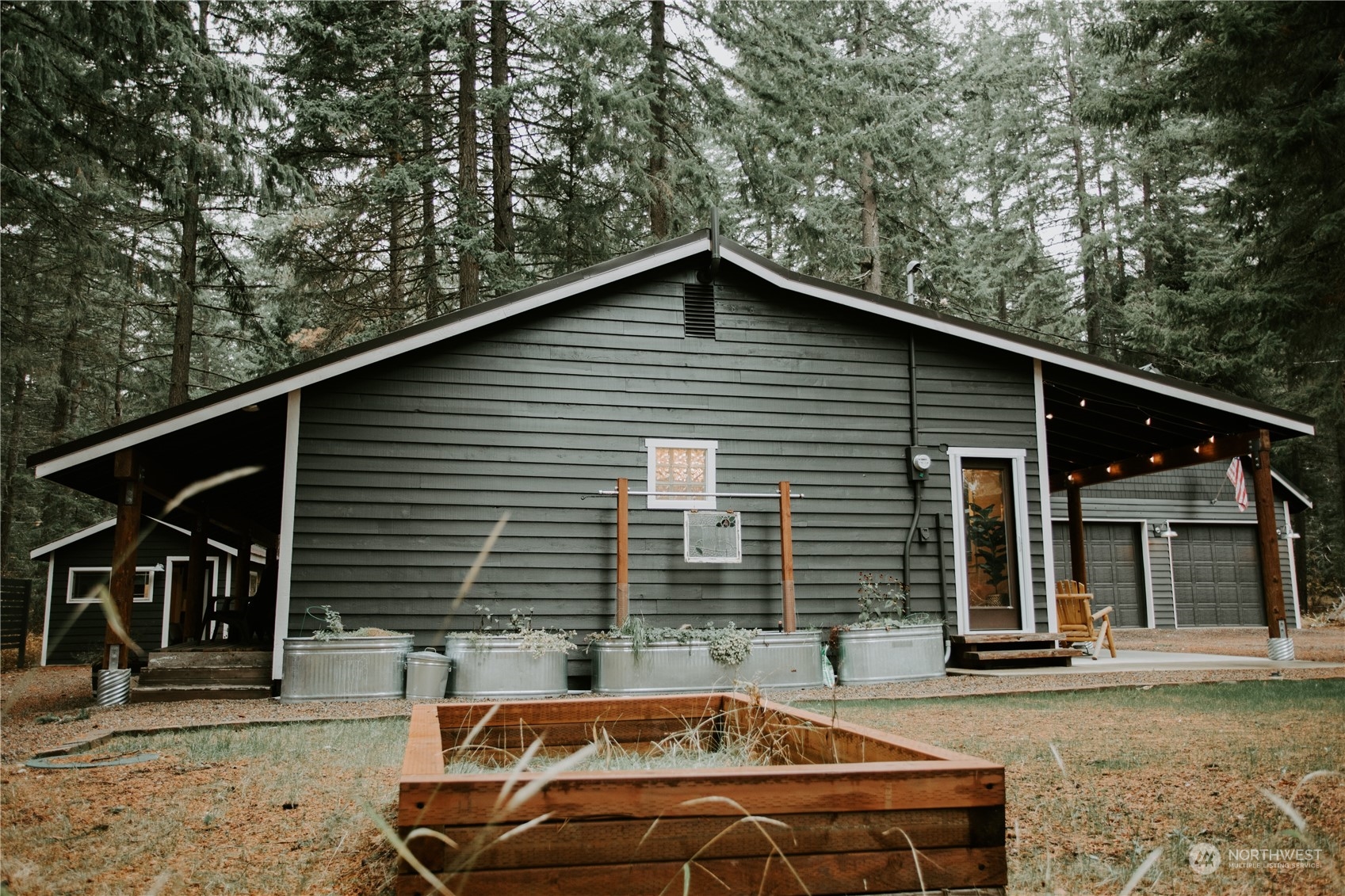 190 Maple Lane