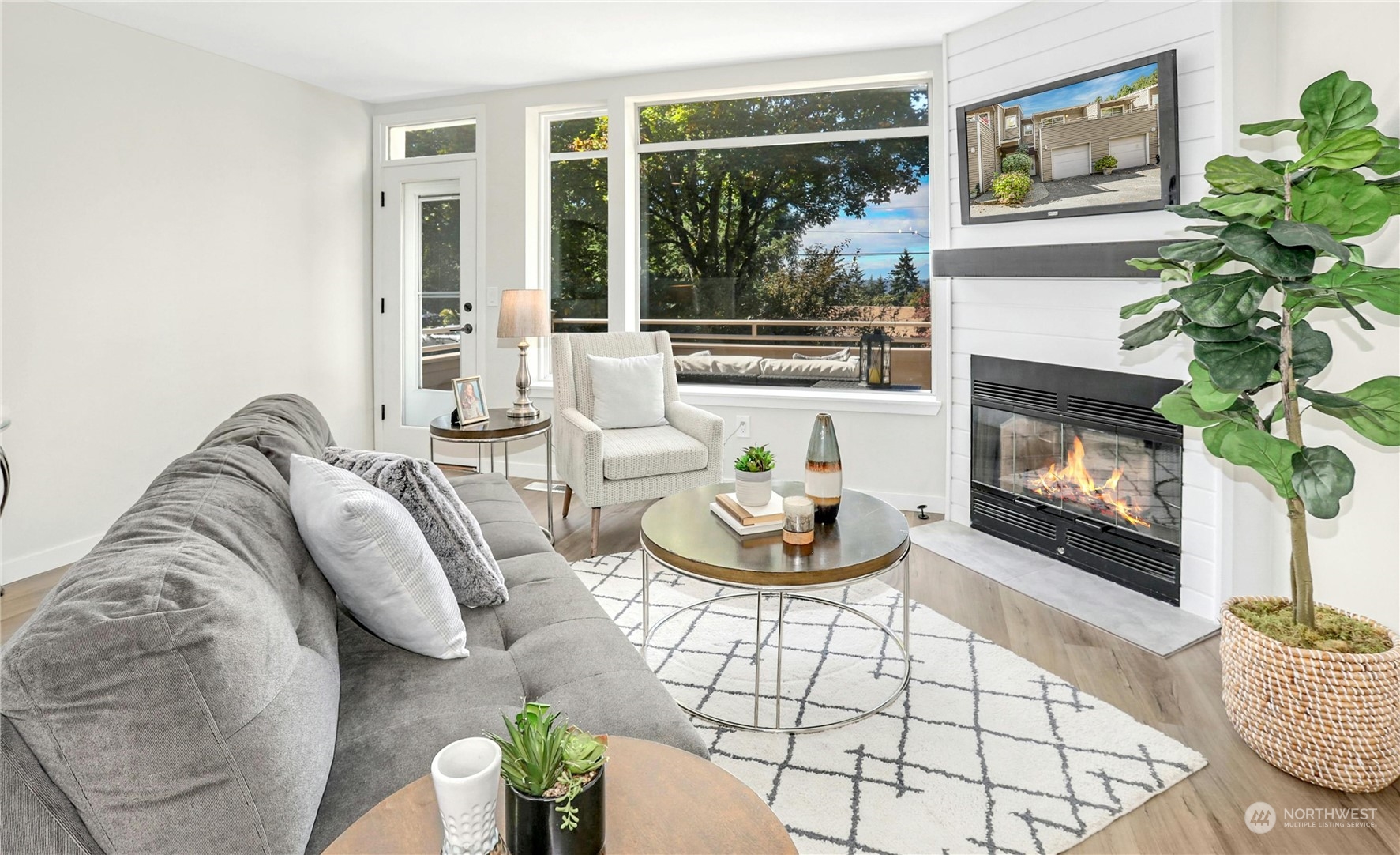11822 NE 80th Street Unit: 7