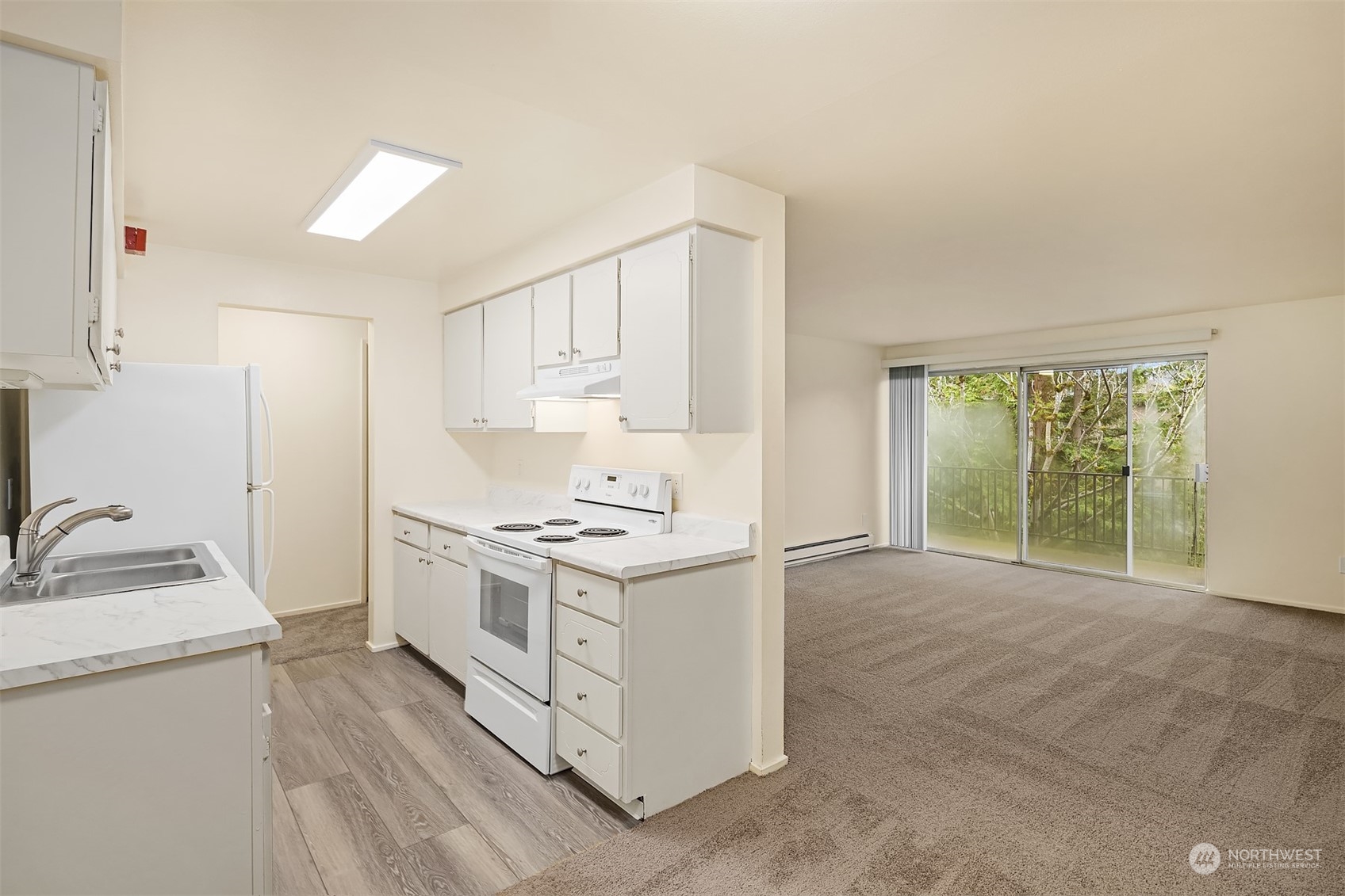 11008 NE 68th Street Unit: 725