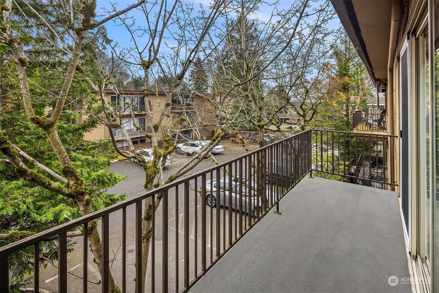 11008 NE 68th Street Unit: 725