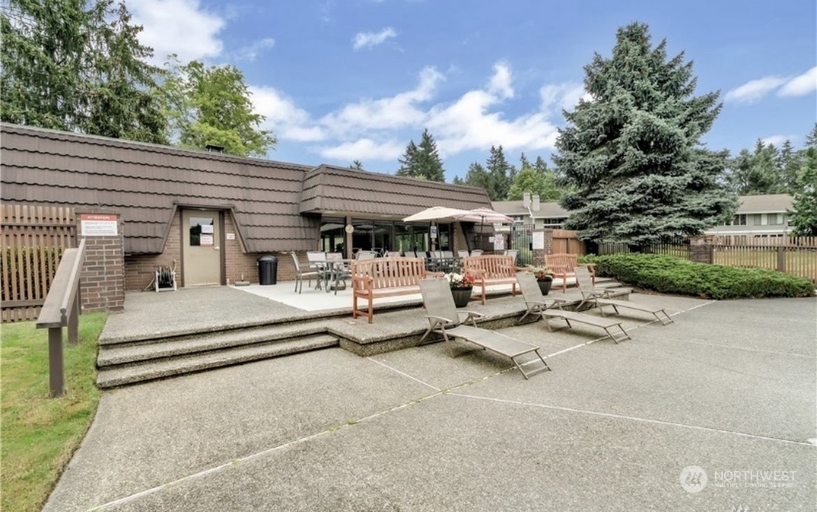 11008 NE 68th Street Unit: 725