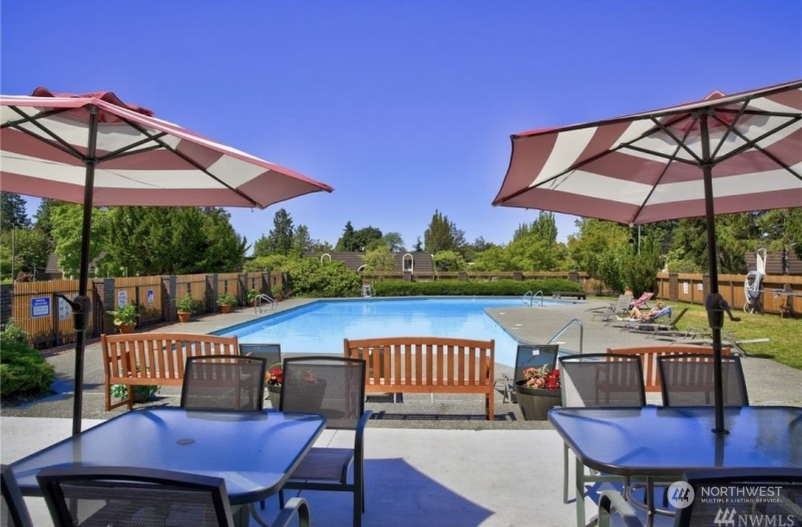 11008 NE 68th Street Unit: 725