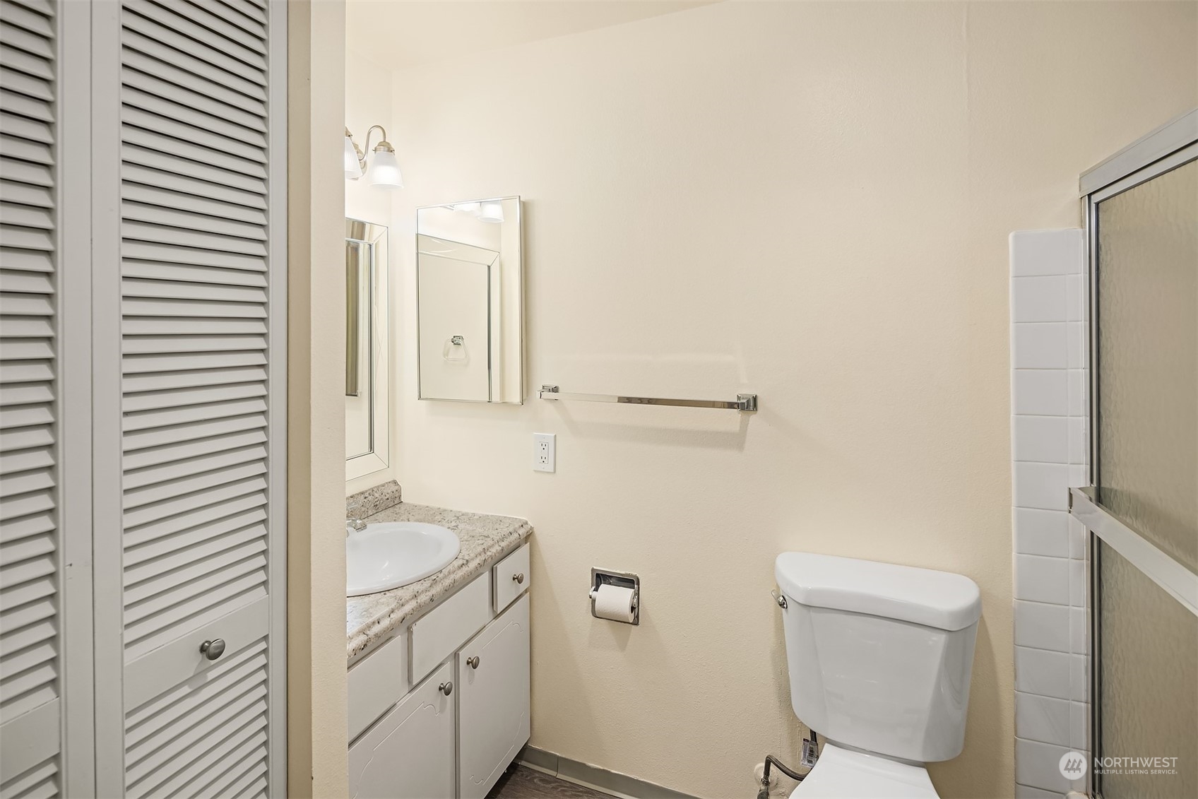 11008 NE 68th Street Unit: 725