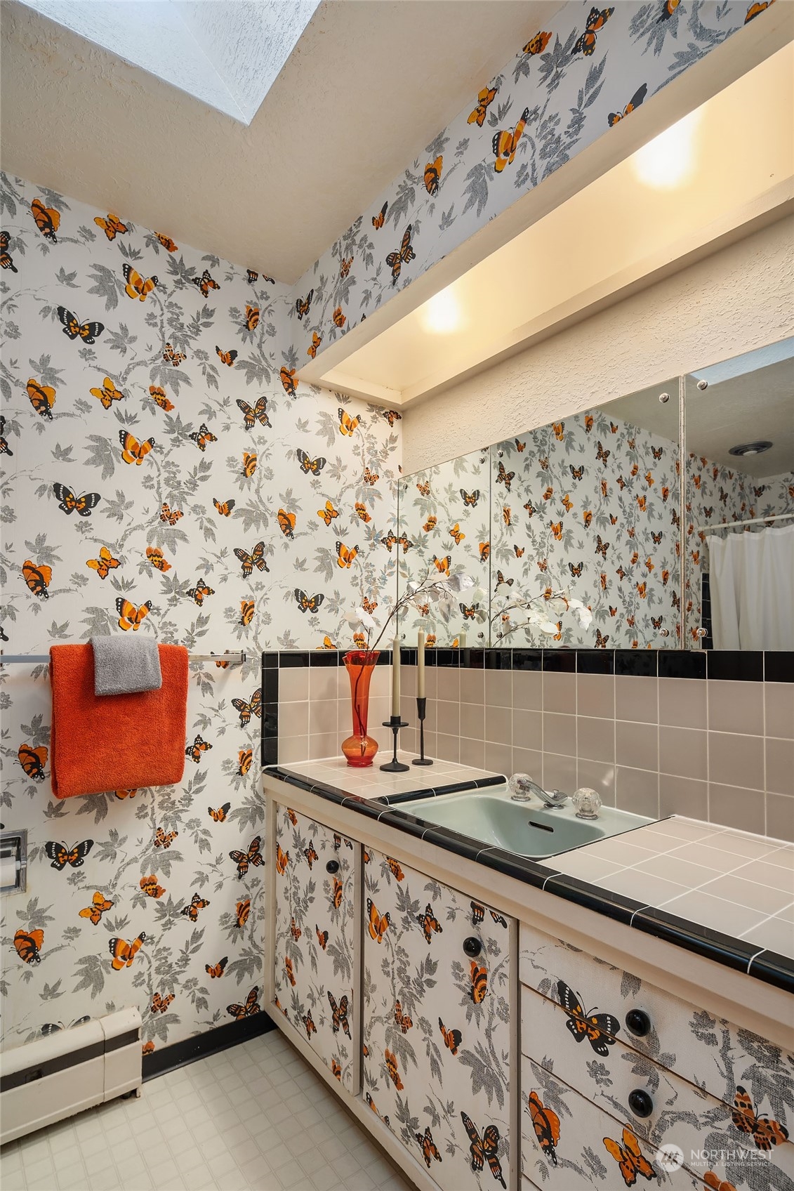 3713 E Lake Sammamish Shore Lane SE