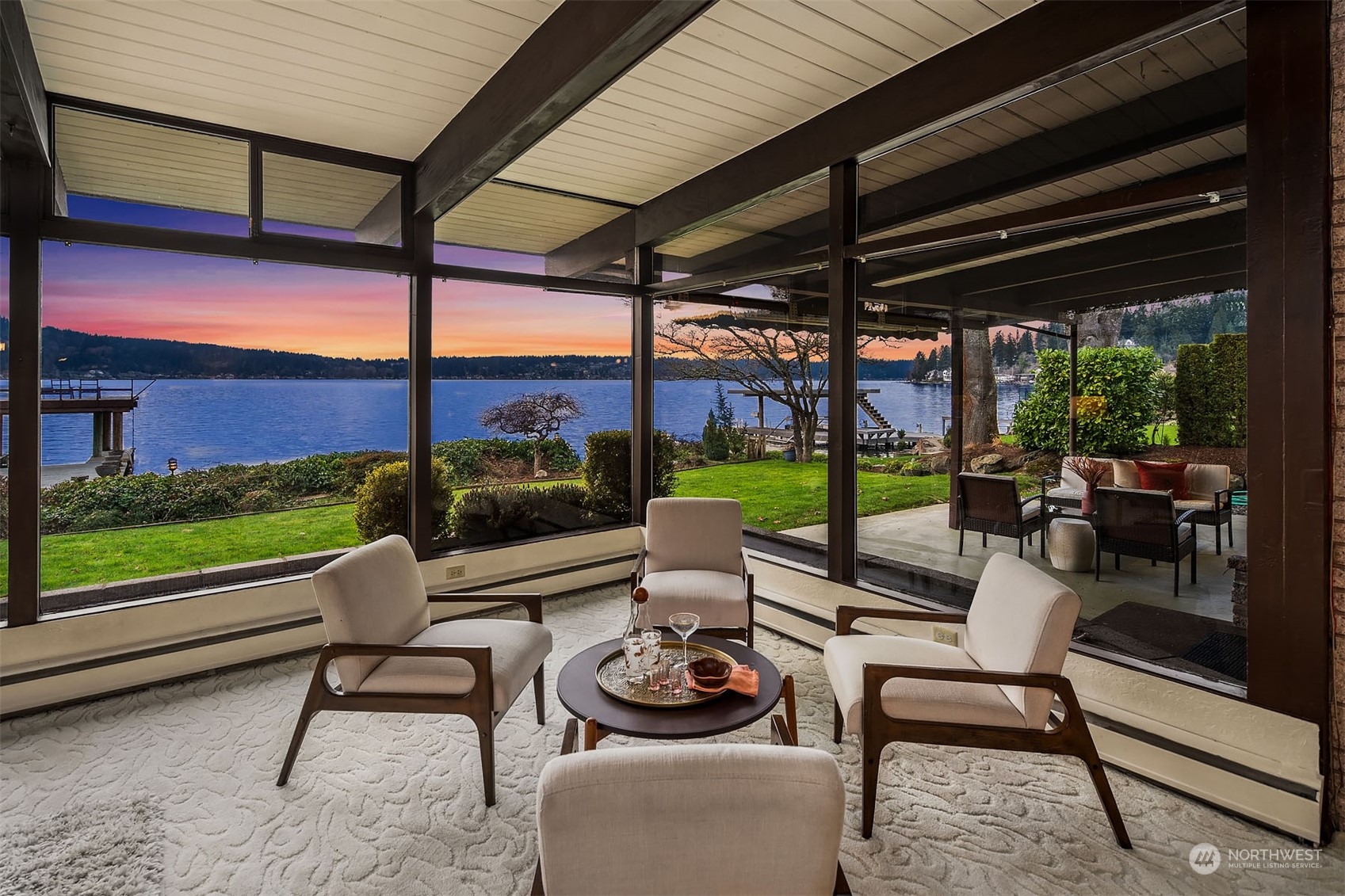 3713 E Lake Sammamish Shore Lane SE