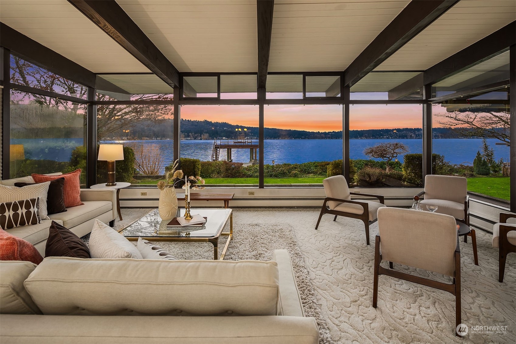 3713 E Lake Sammamish Shore Lane SE