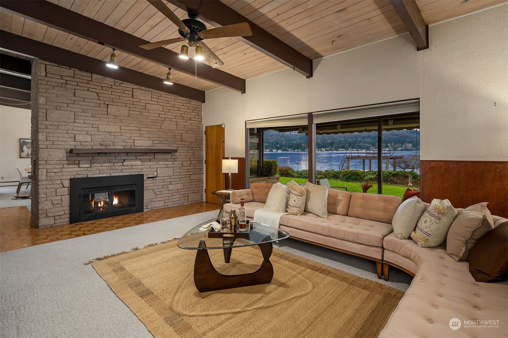 3713 E Lake Sammamish Shore Lane SE