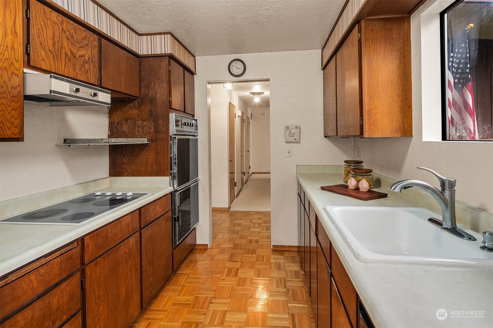 3713 E Lake Sammamish Shore Lane SE