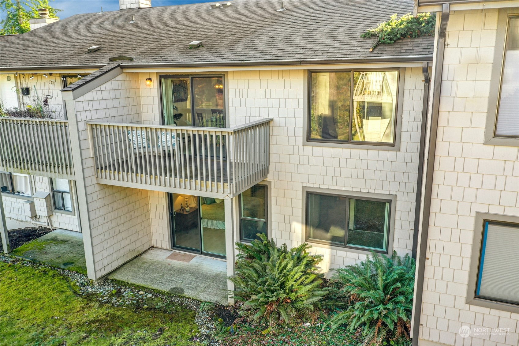 14639 NE 35th Street Unit: J20
