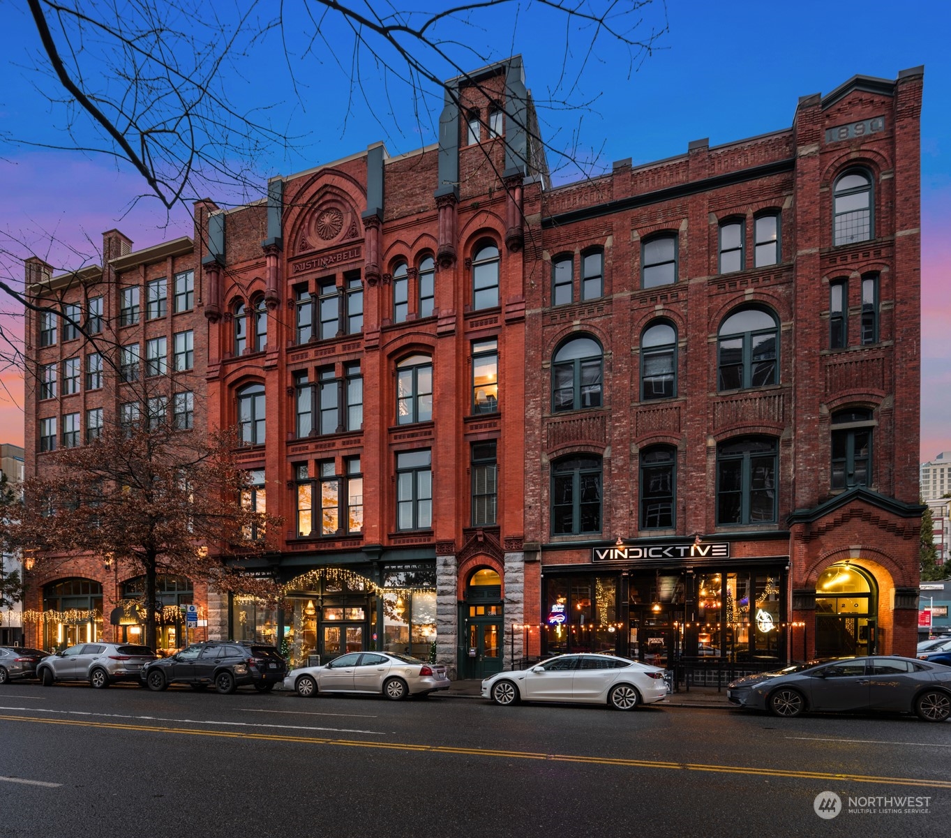 2324 1st Ave Unit: 213