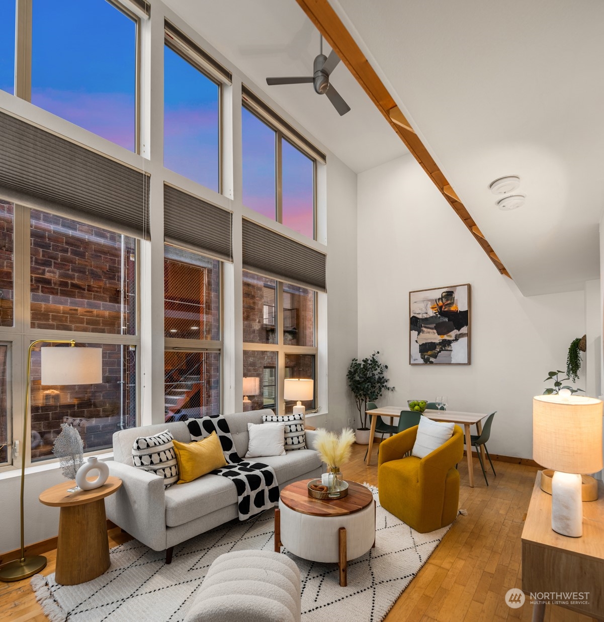2324 1st Ave Unit: 213
