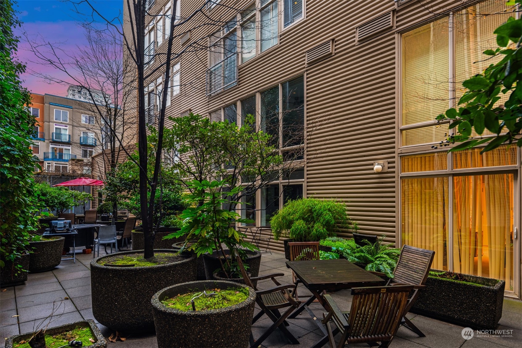 2324 1st Ave Unit: 213