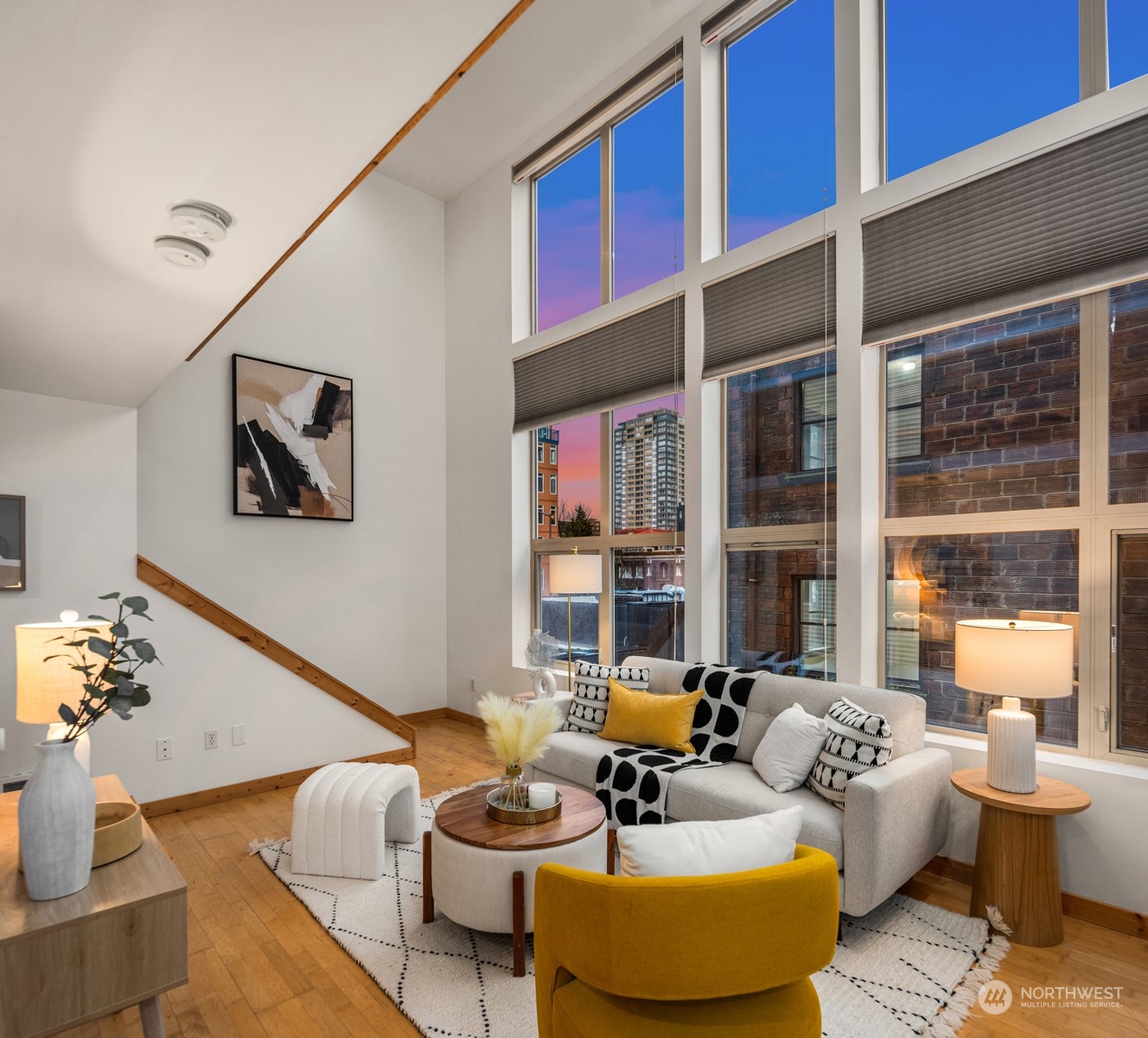 2324 1st Ave Unit: 213