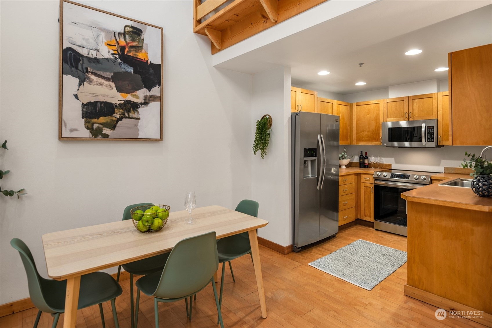 2324 1st Ave Unit: 213