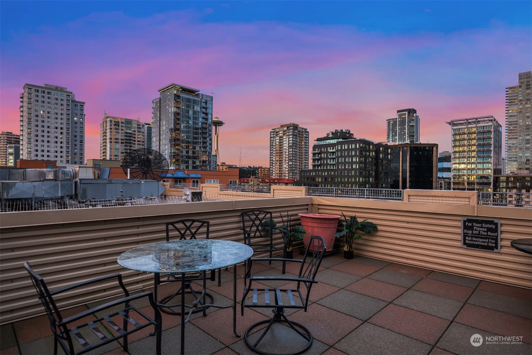 2324 1st Ave Unit: 213