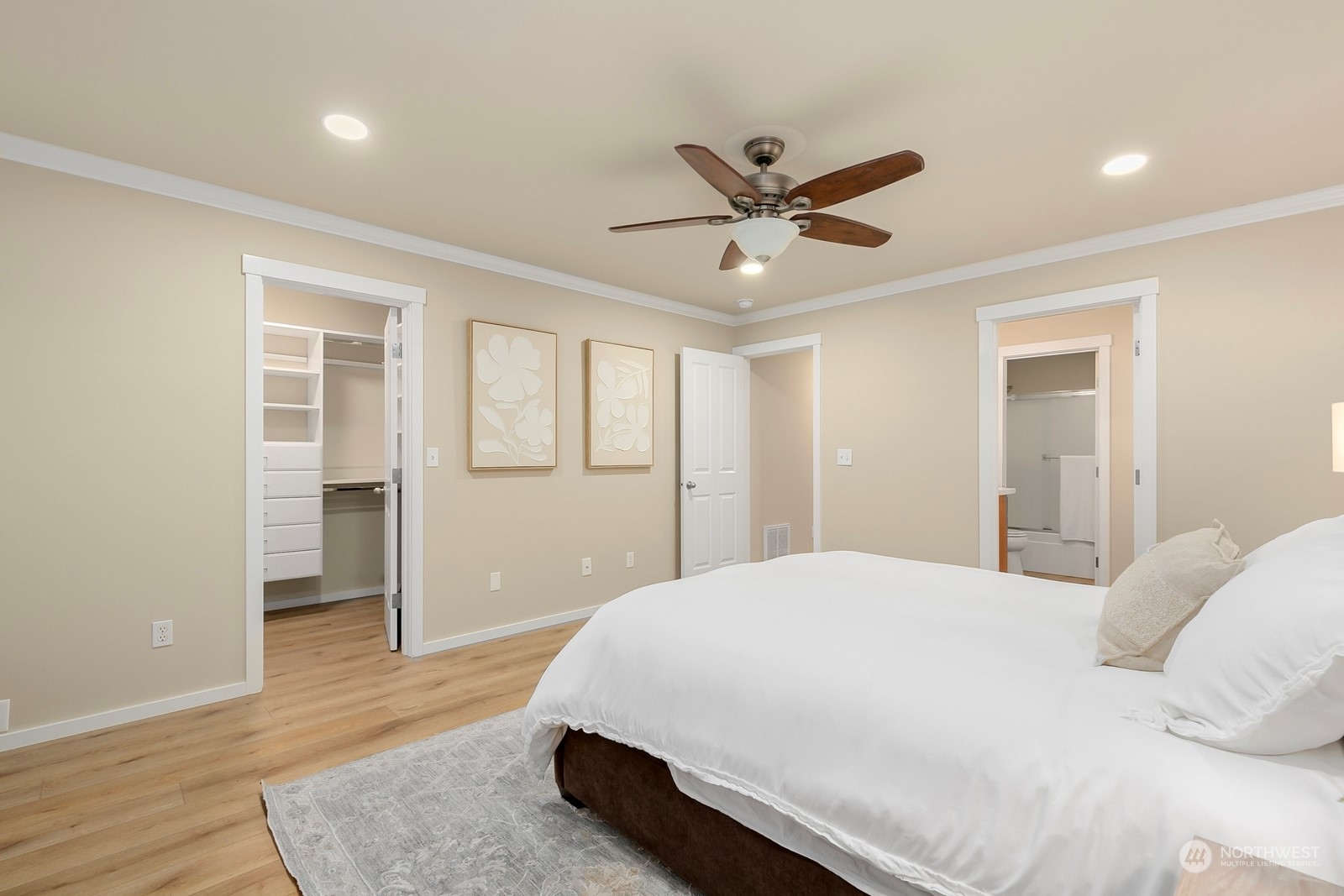 7806 Fairway Avenue SE Unit: 1101