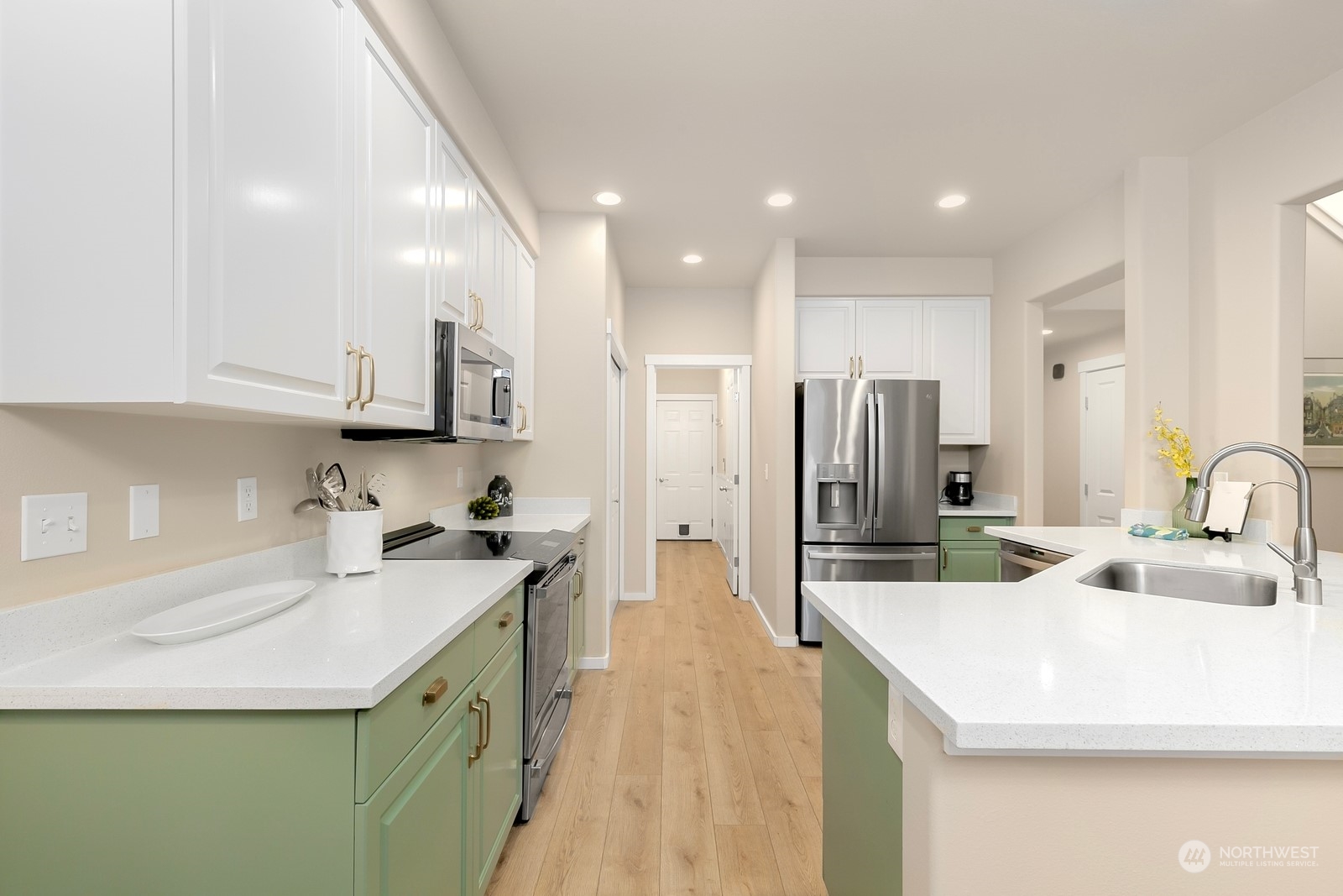 7806 Fairway Avenue SE Unit: 1101