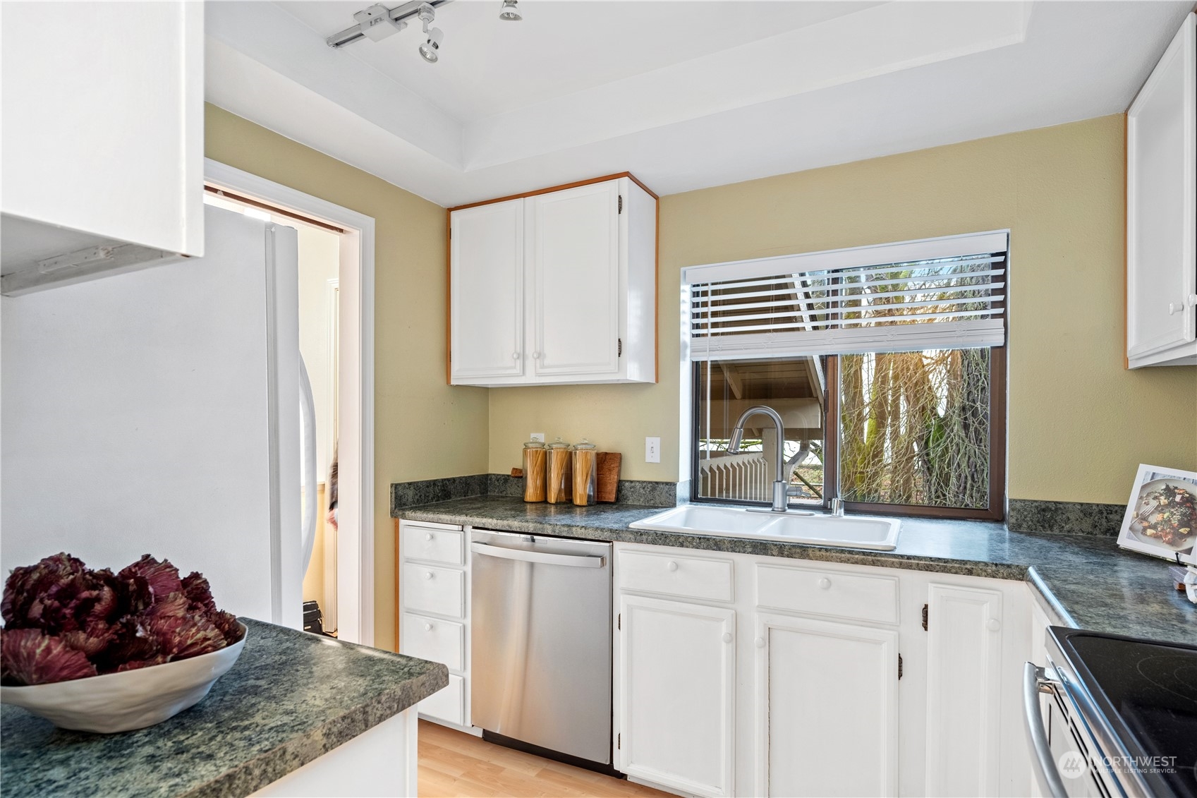 412 10th Street Unit: B302